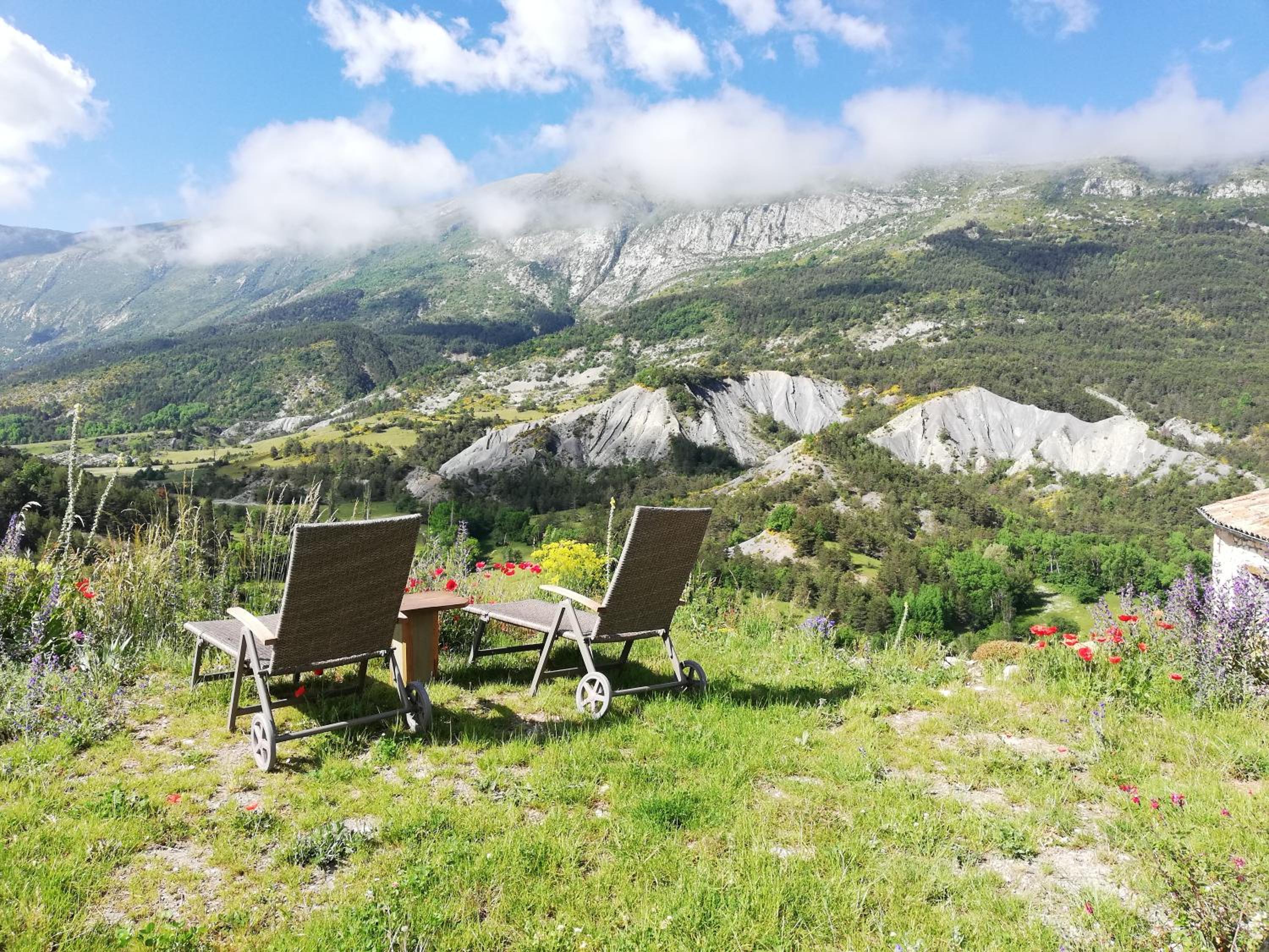 Gaïa, maison d'hôtes Verdon, vue féerique view 4