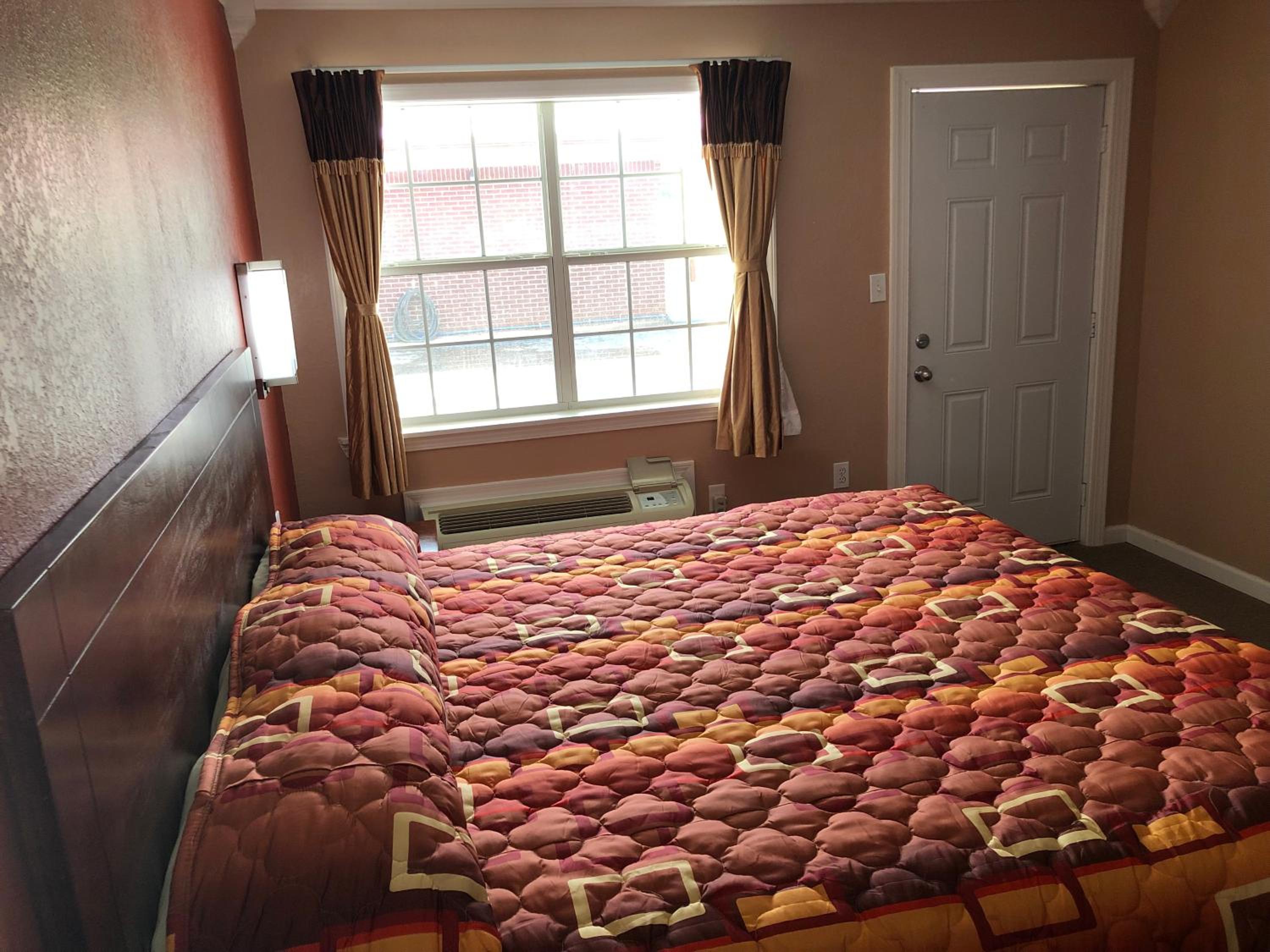 Budget Inn - New Albany