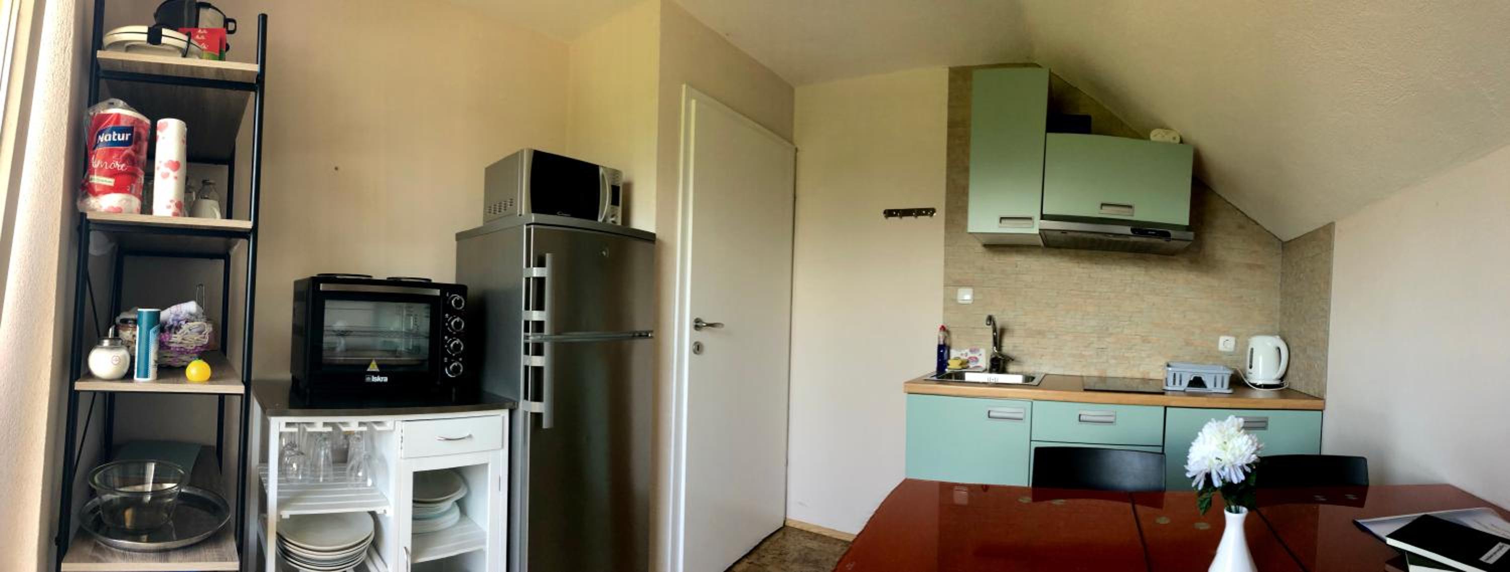 Photo 9
