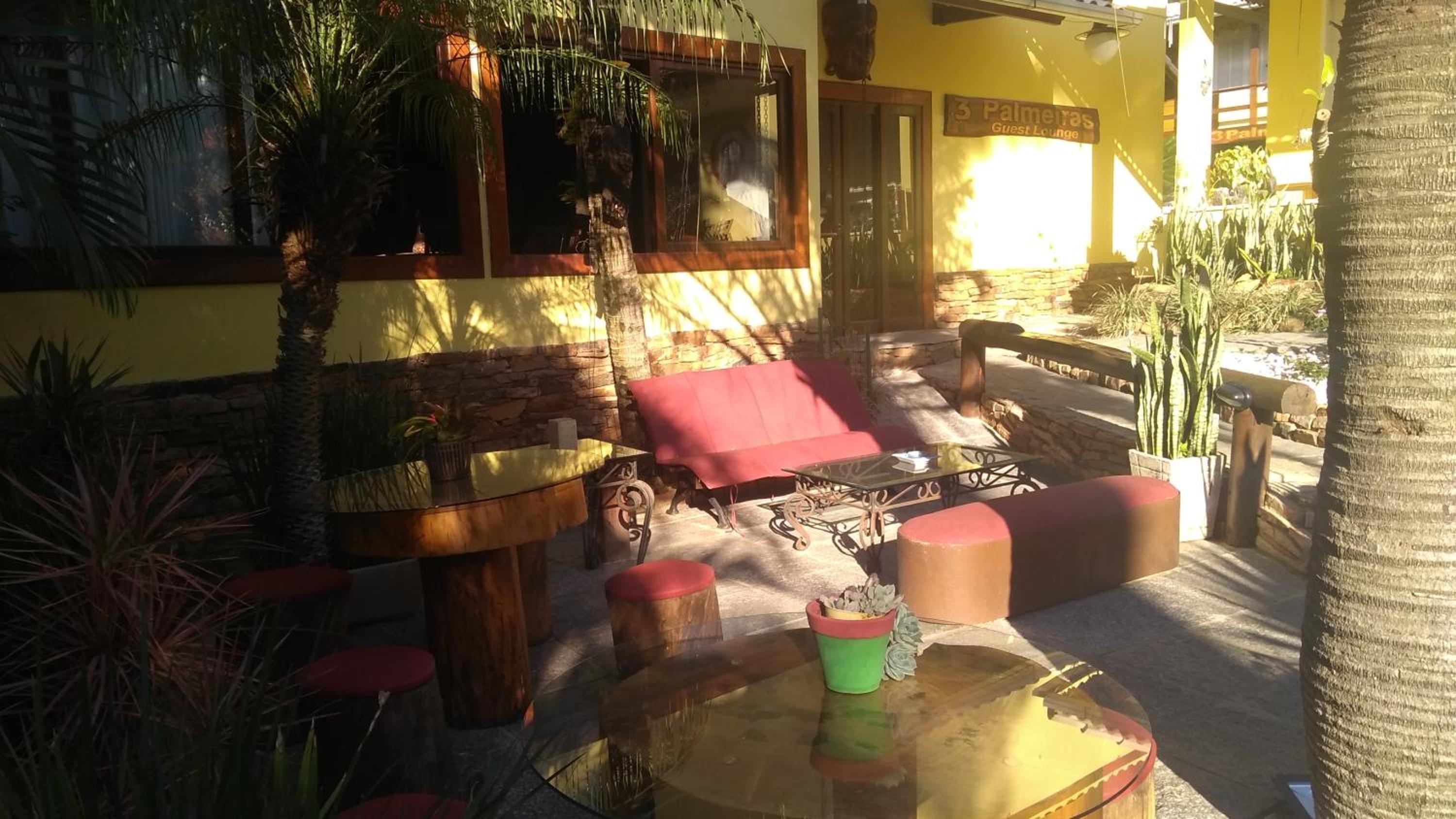 3 Palmeiras Guest Lounge