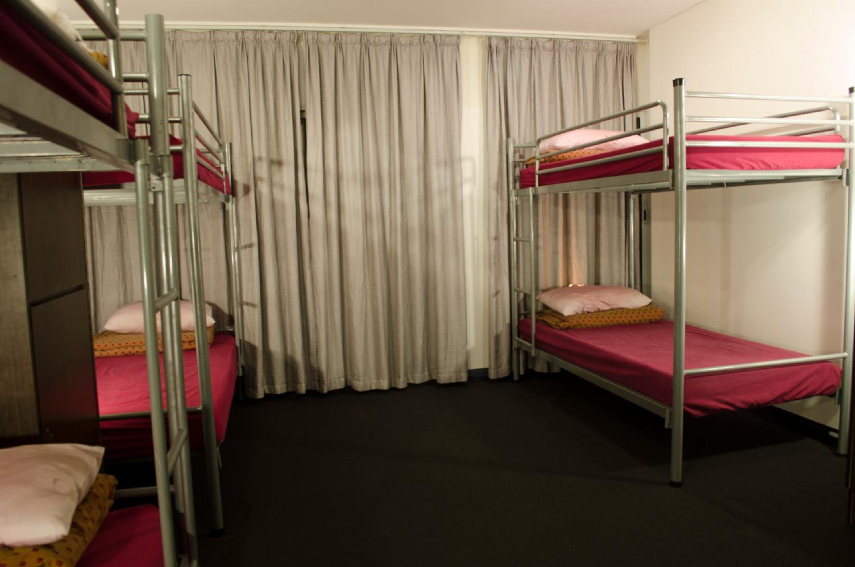 790 on George Backpackers