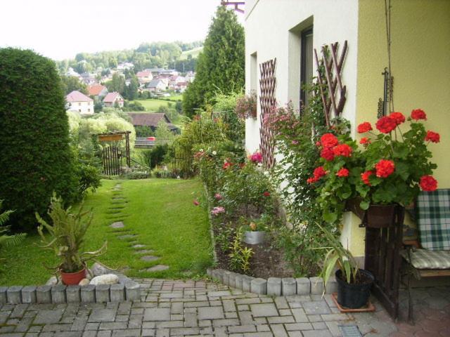 Photo 33