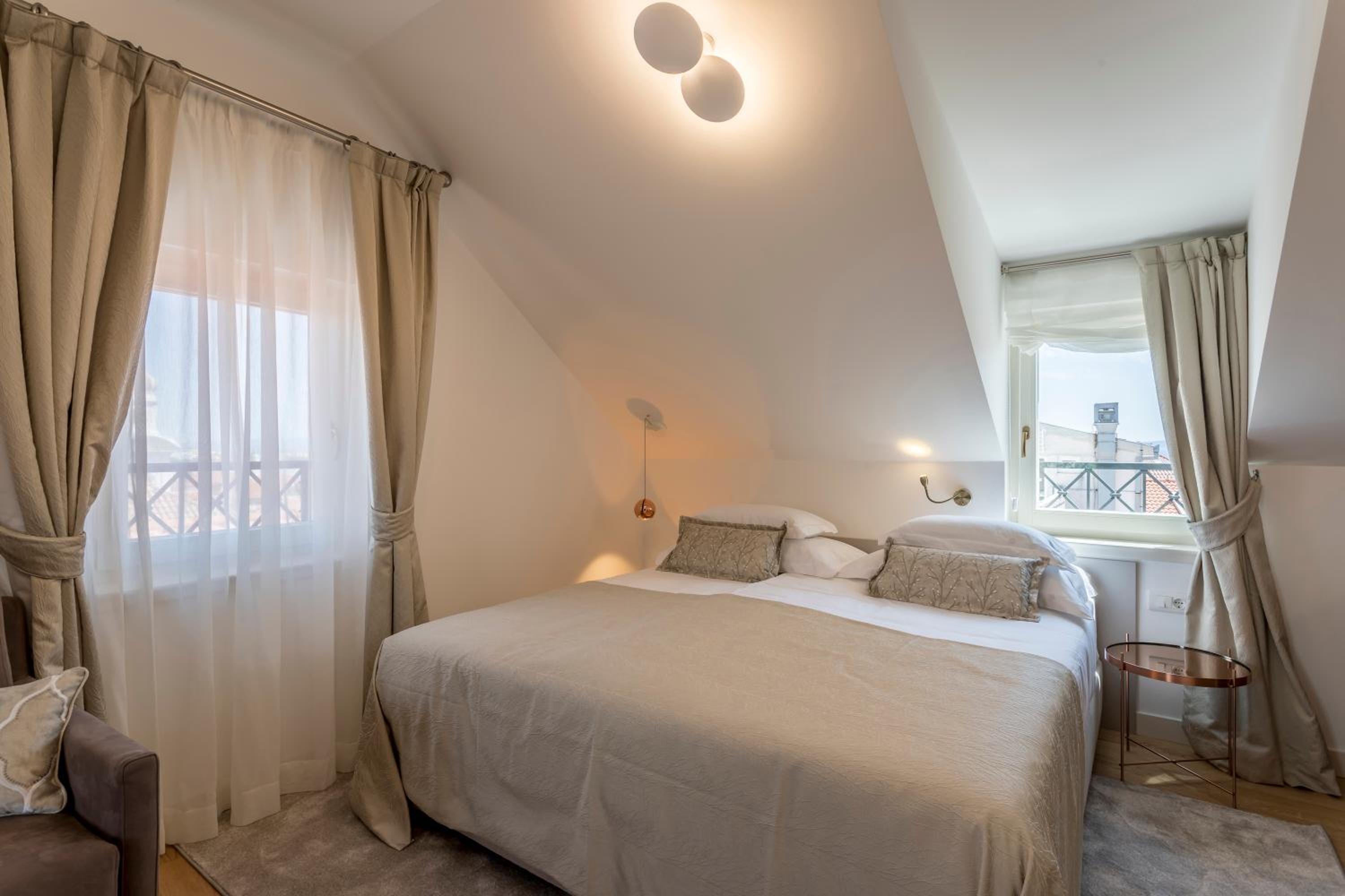 Photo 50