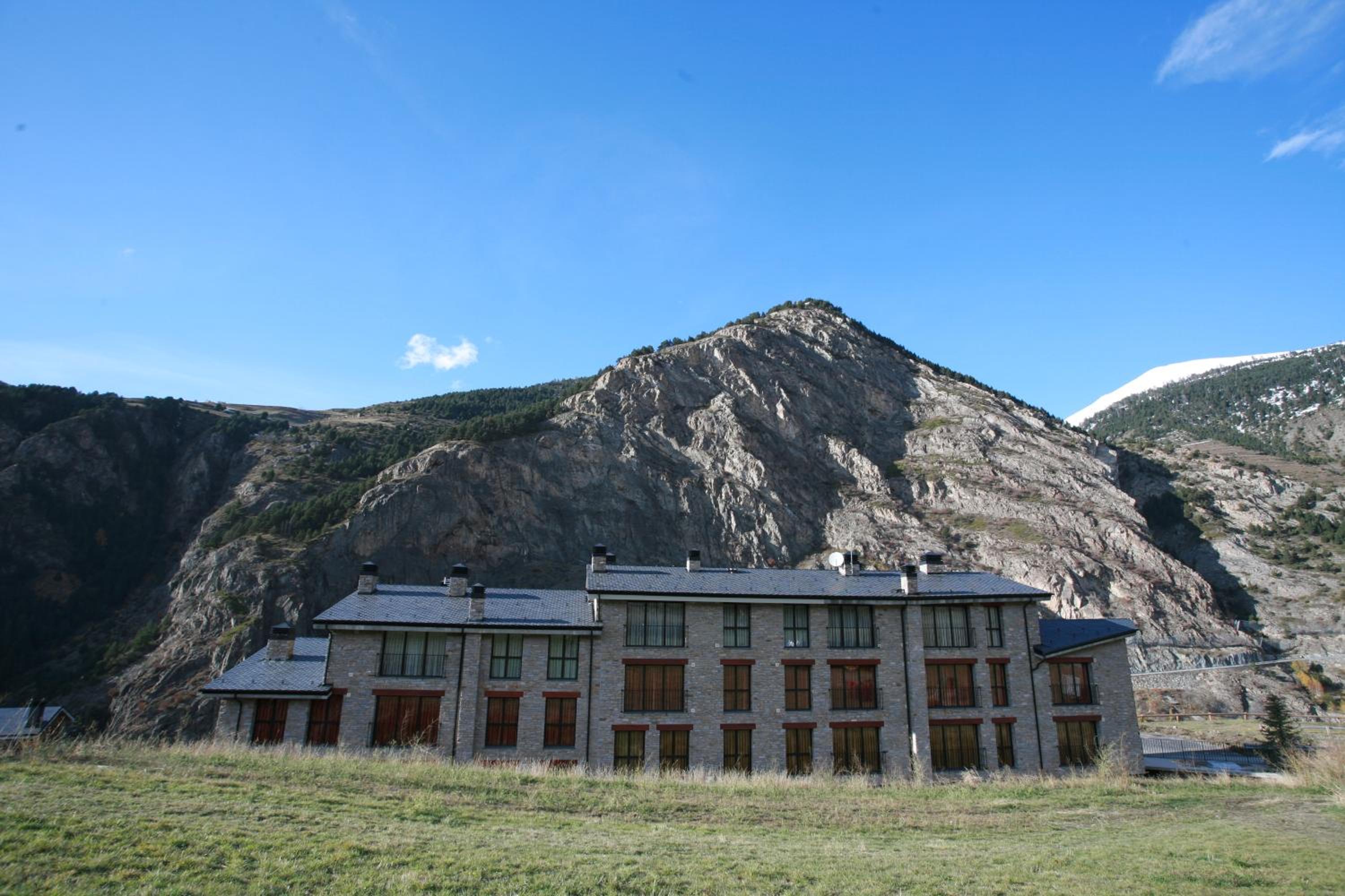 Hotel Obaga Blanca & Spa - Image 1