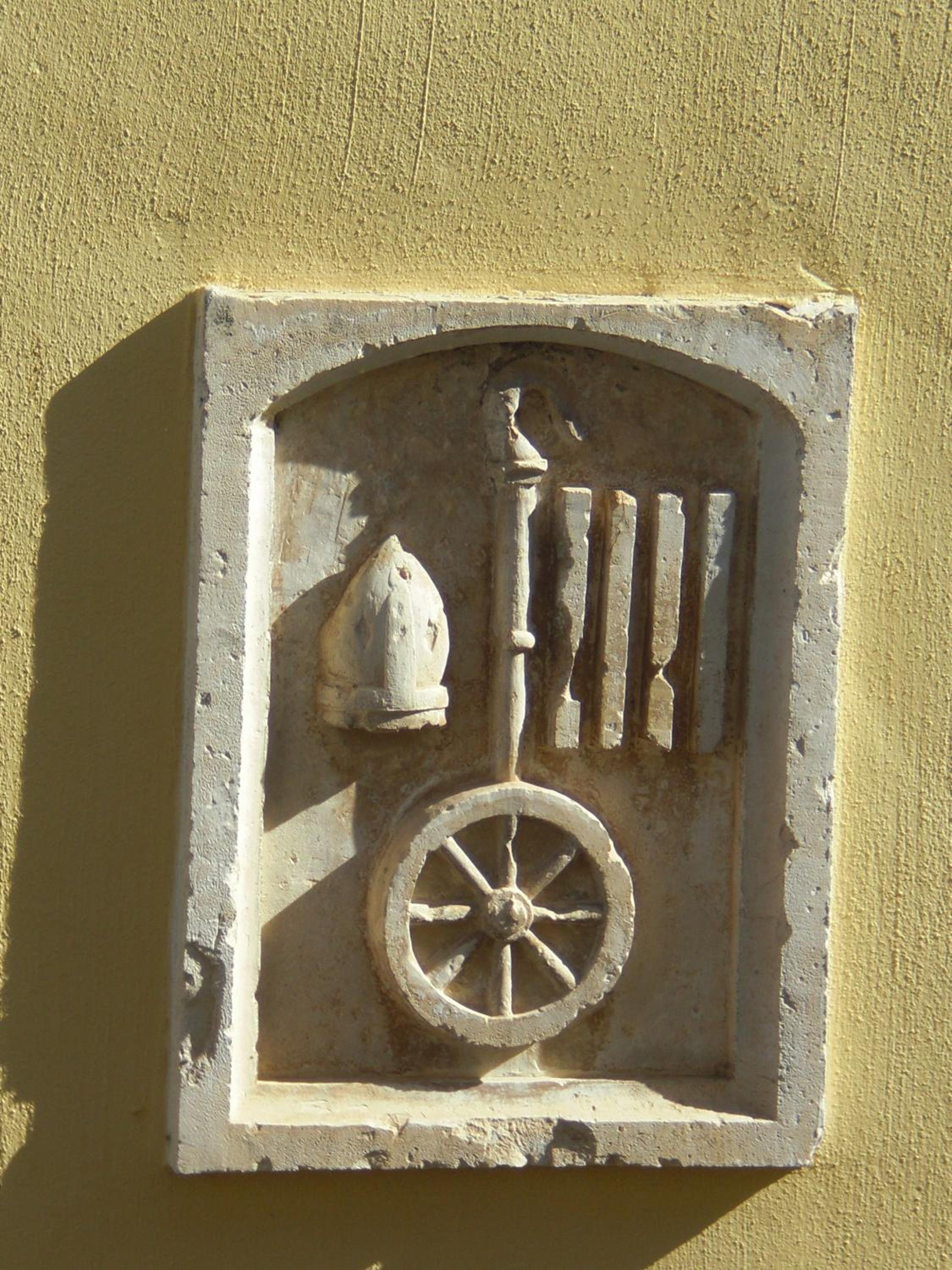Casa De Los Diezmos view 3