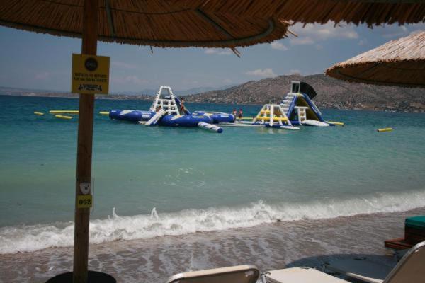 Theatraki