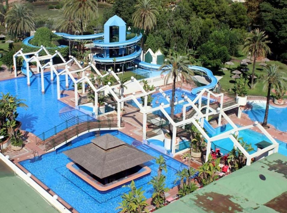 Benalbeach JR Suite