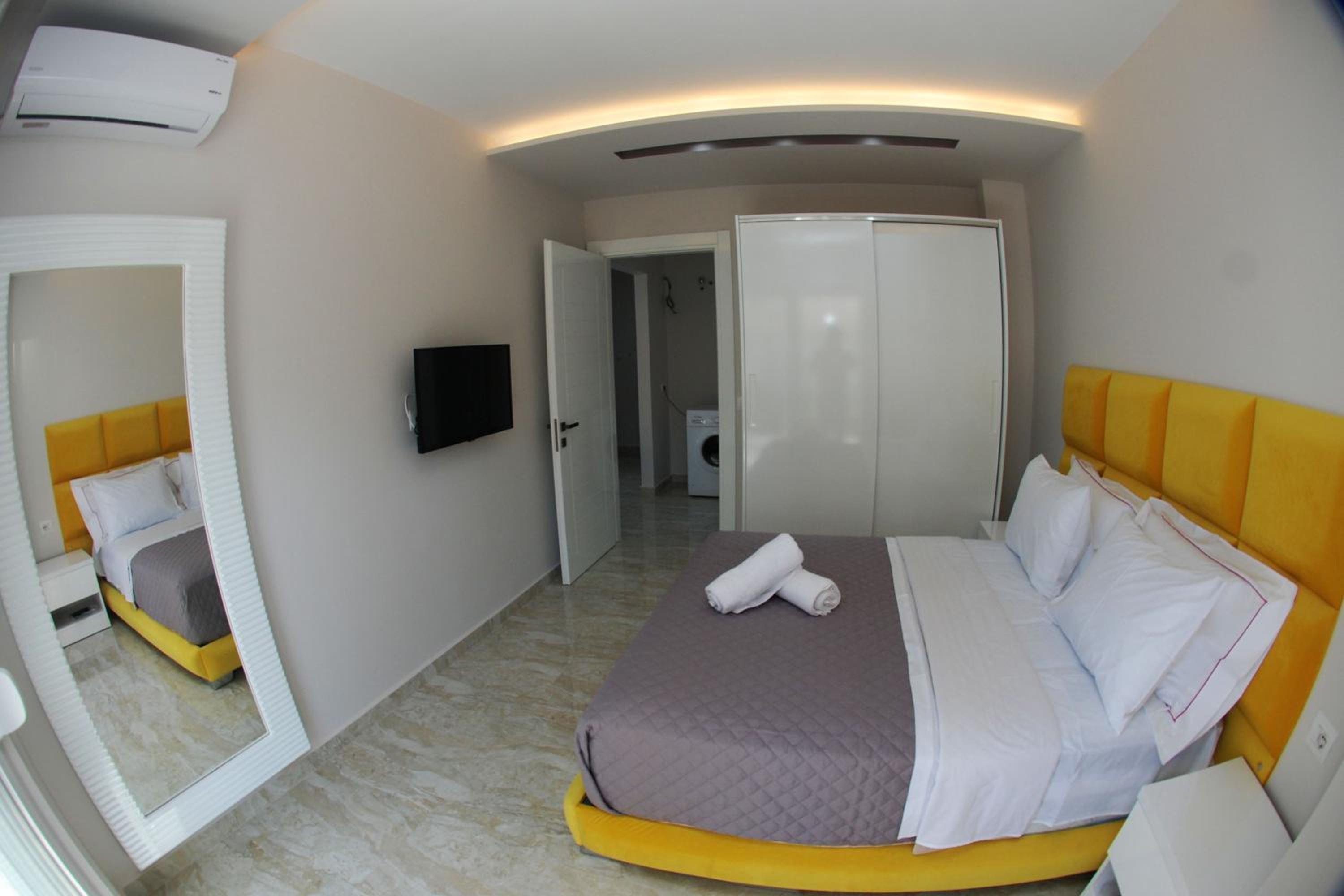Oceanic Luxury Apartments