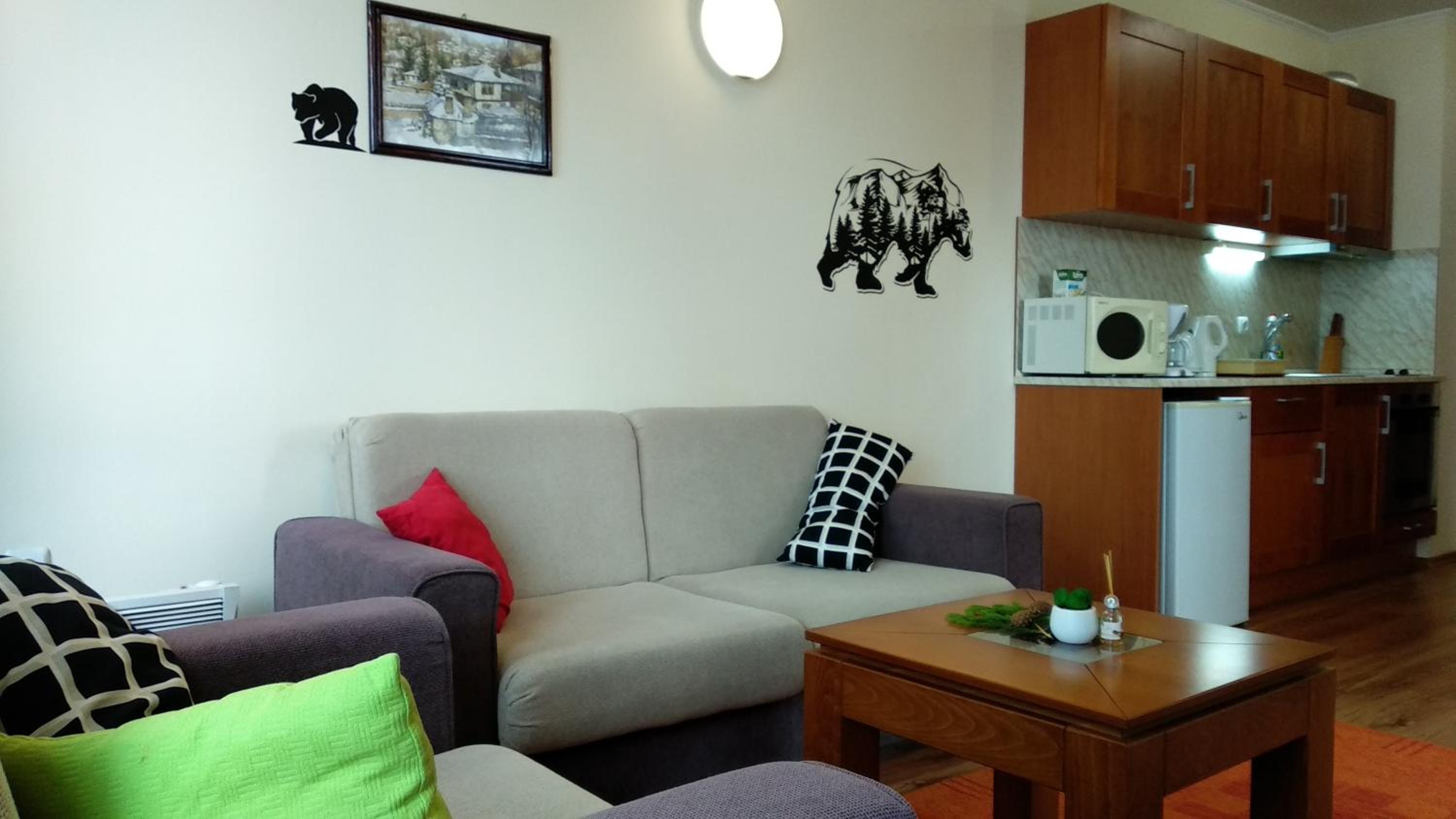 Photo 8