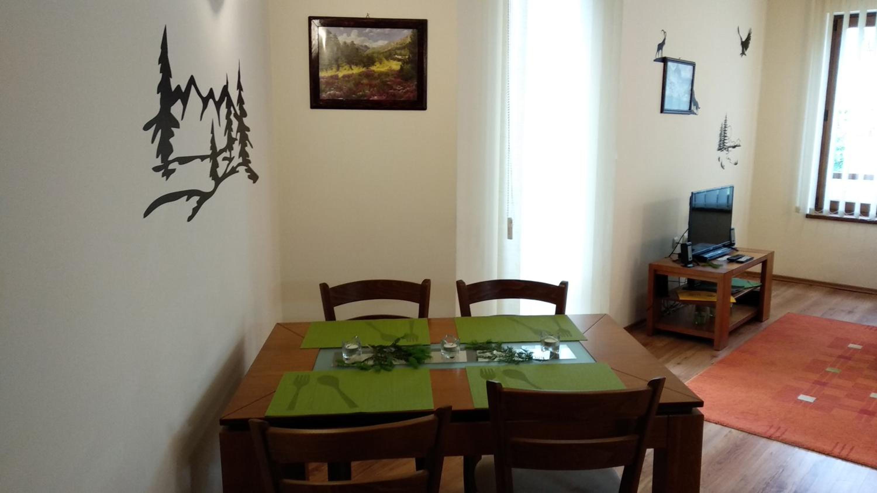 Pine Tree Apartment D34 view 5