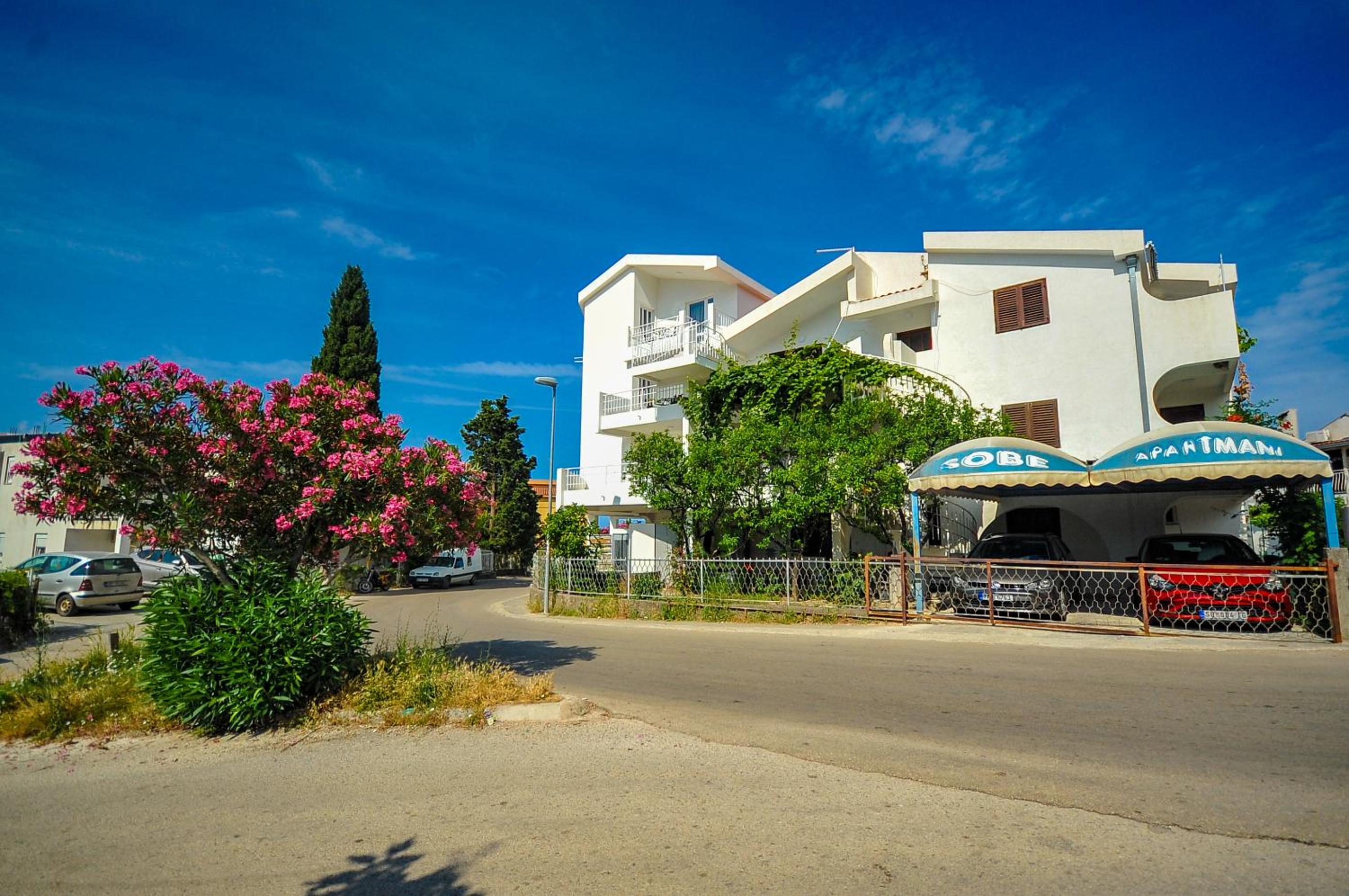 Apartmani Vitic view 3
