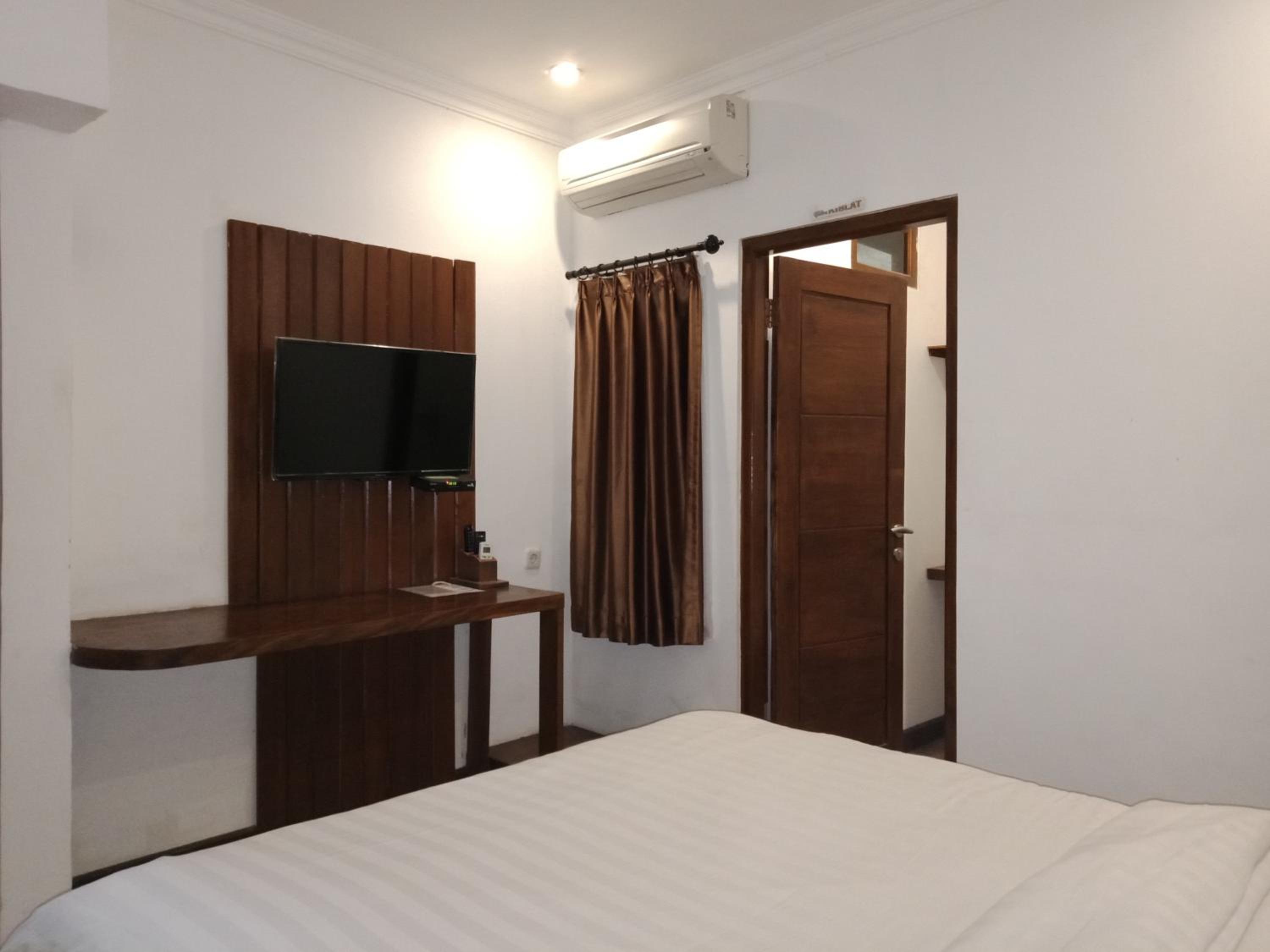 Puri Langenarjan Guest House, Yogyakarta - 11