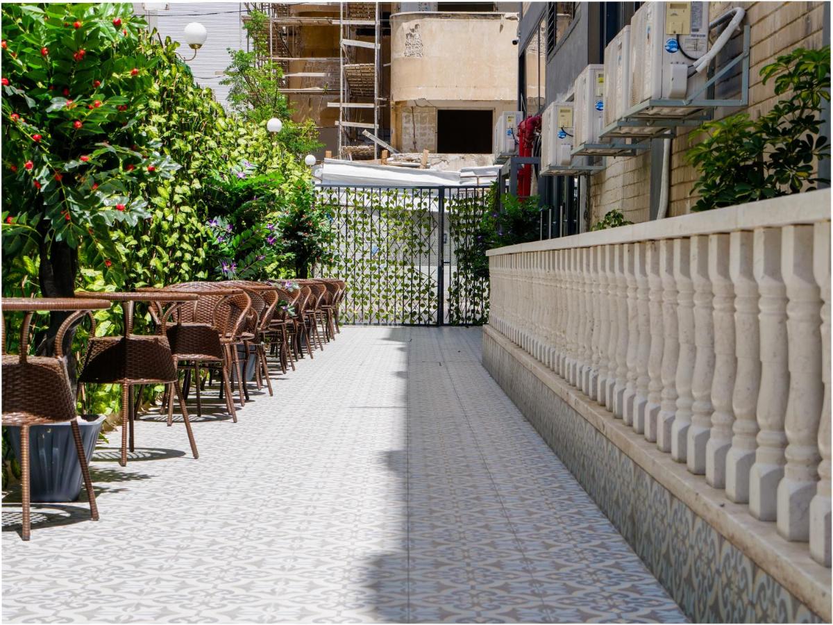 outdoor BBQ area