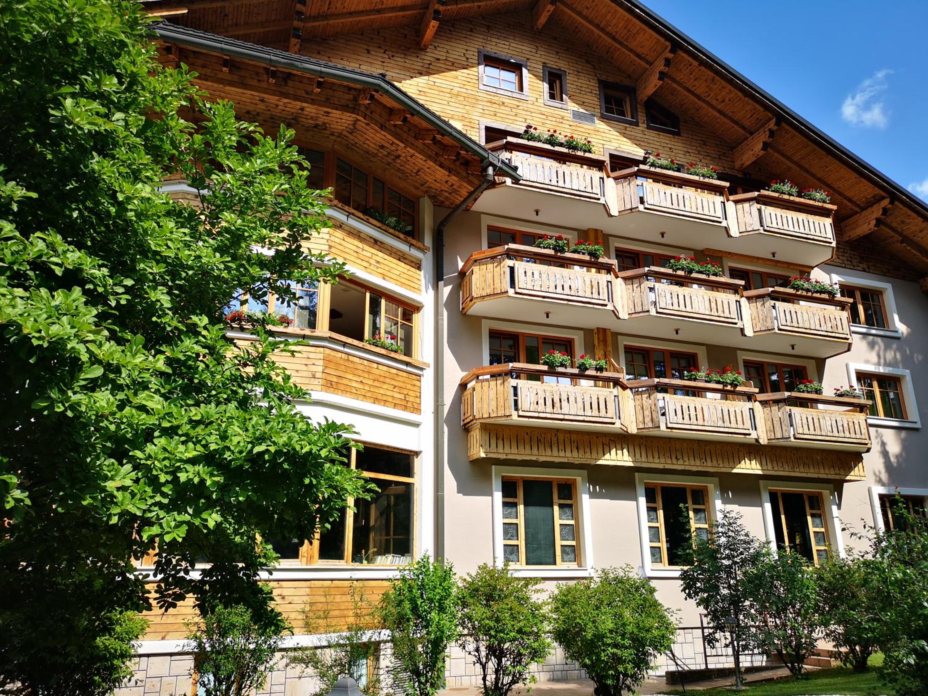 Hotel Ribno Alpine Hotel - Image 1