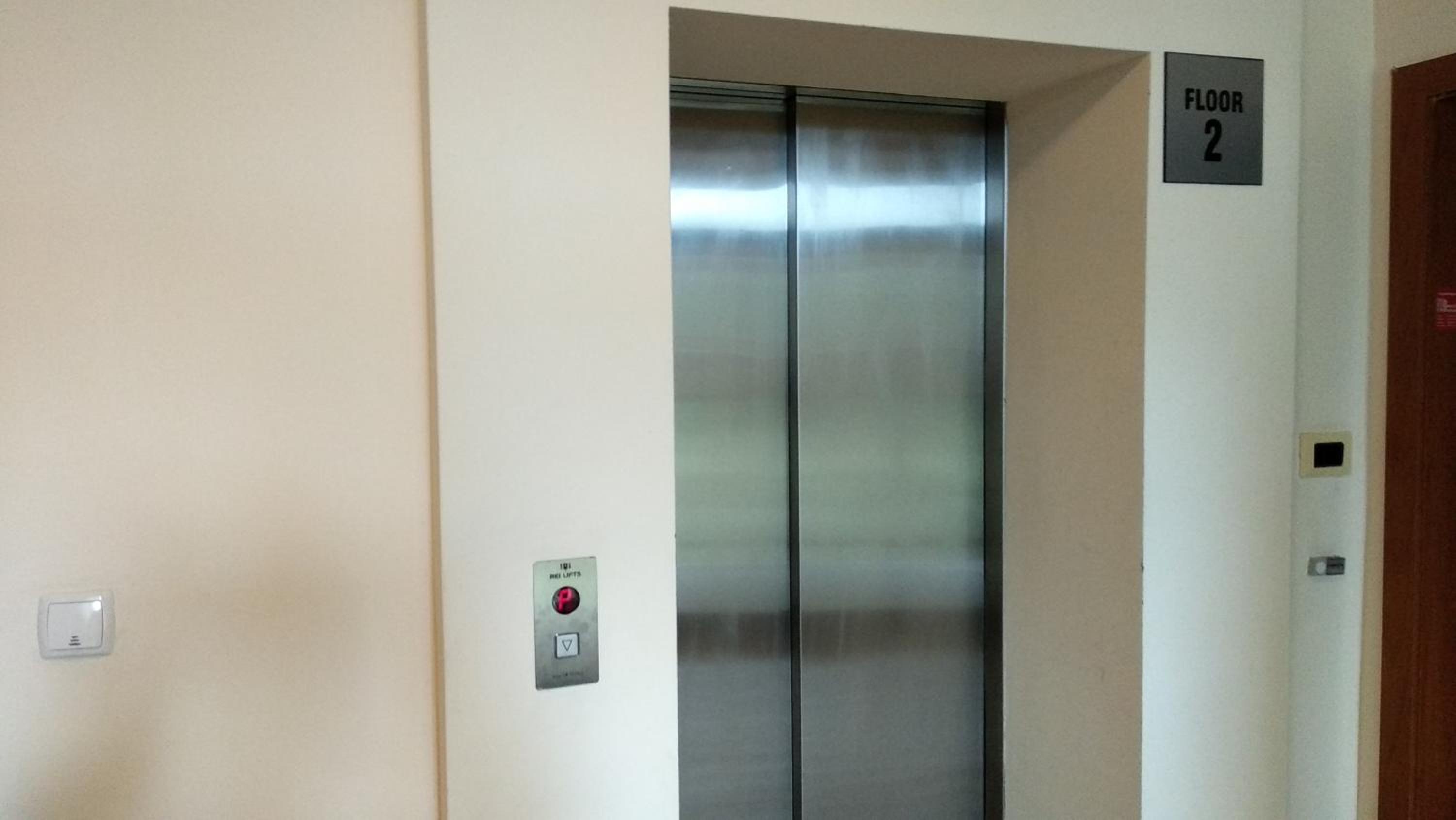 Pine Tree Apartment 2 - B7 view 2