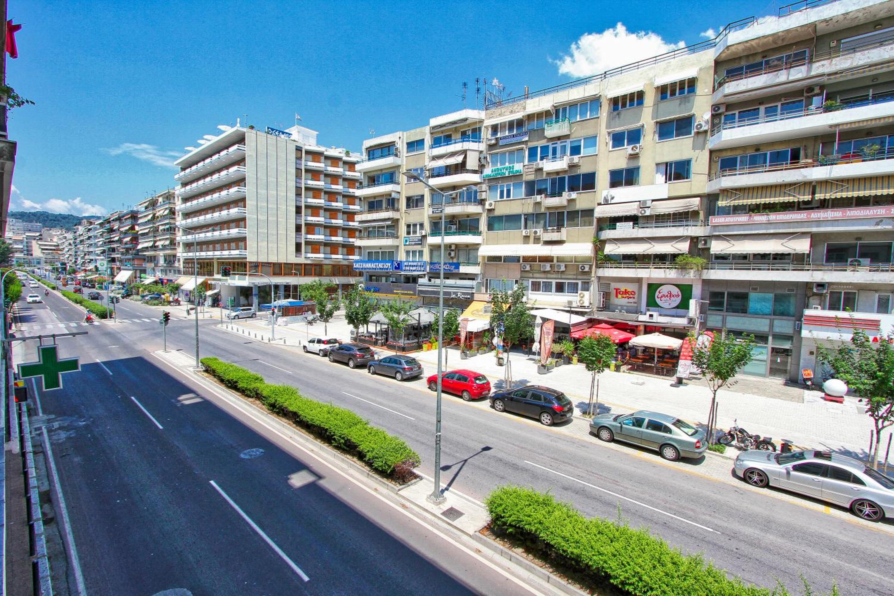 Hotel kon&kona kavala - Image 1