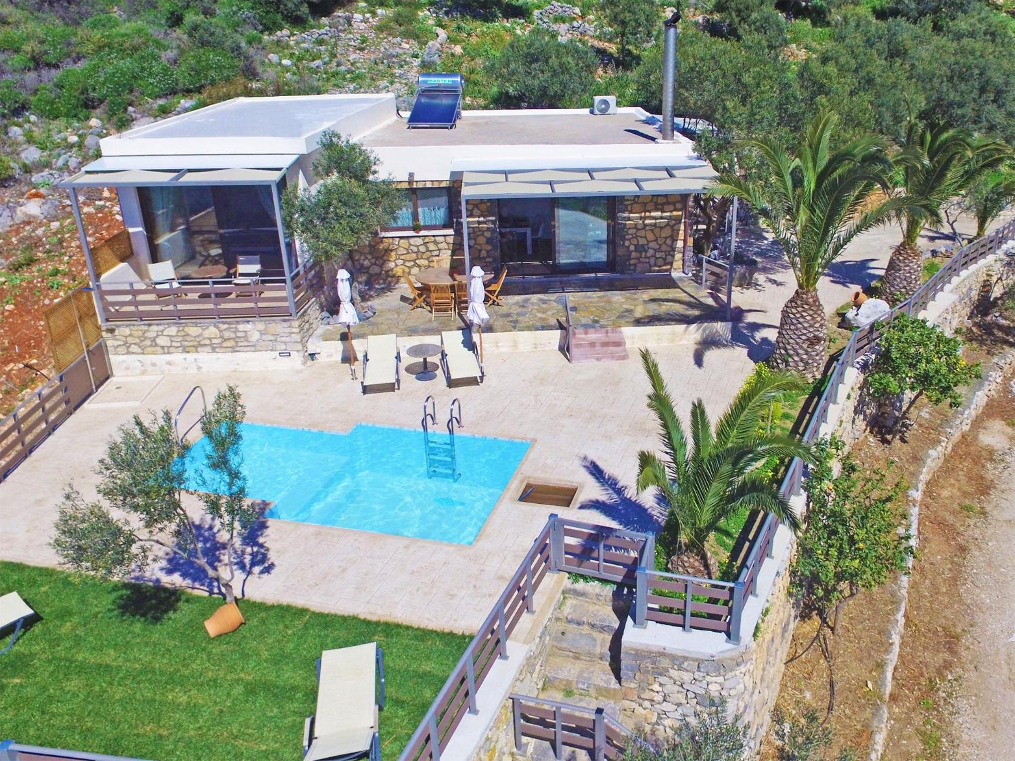Souda Bay Cottage view 4