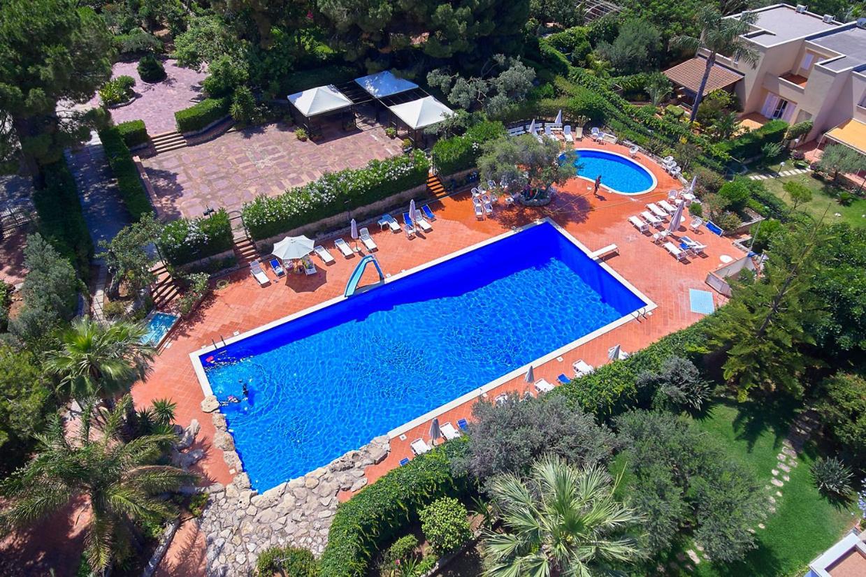 Casa del Melograno con idromassaggio e giardino view 4