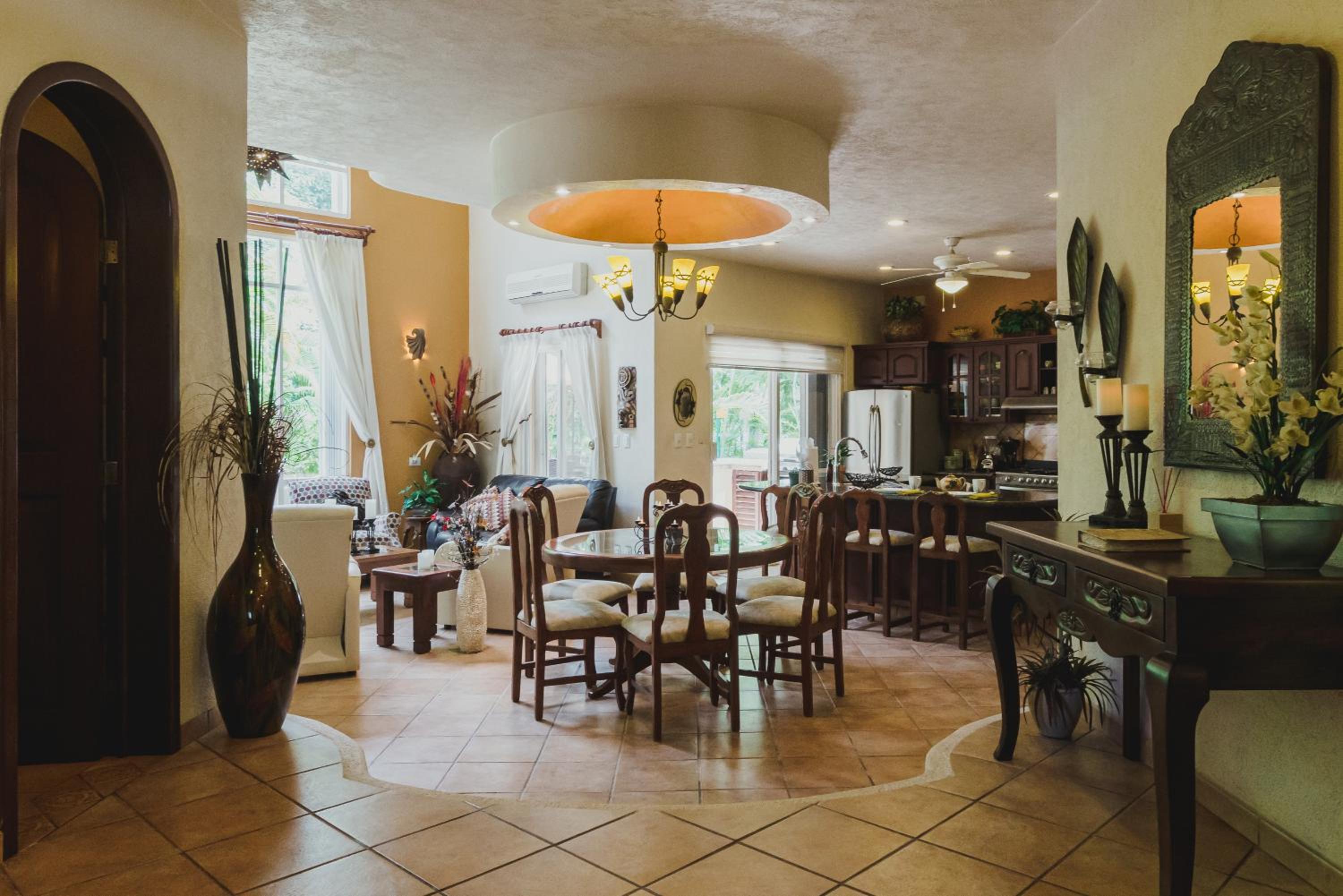 Casa Cascada - 3 BDRM house for 6, close to the beach view 5