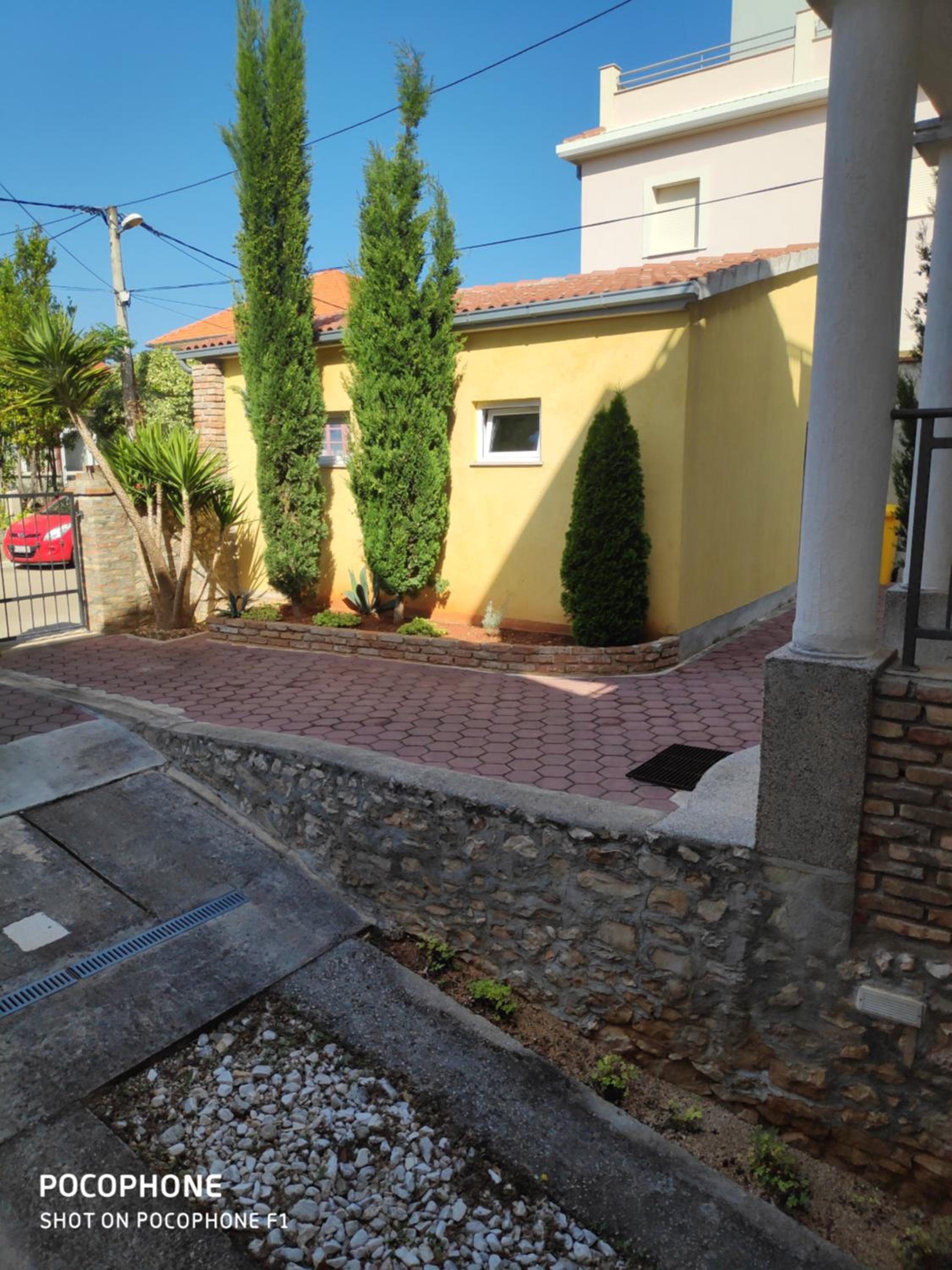 Photo 36