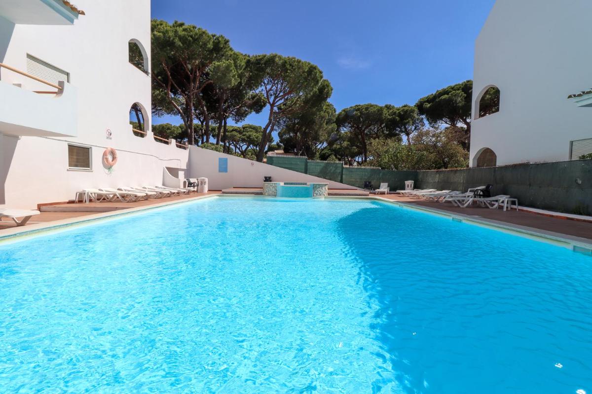 Green paradise T2 apartment with pool top floor photo 1