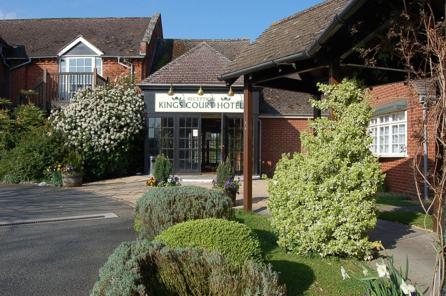 Alcester Vacations - Kings Court Hotel - Property Image 7