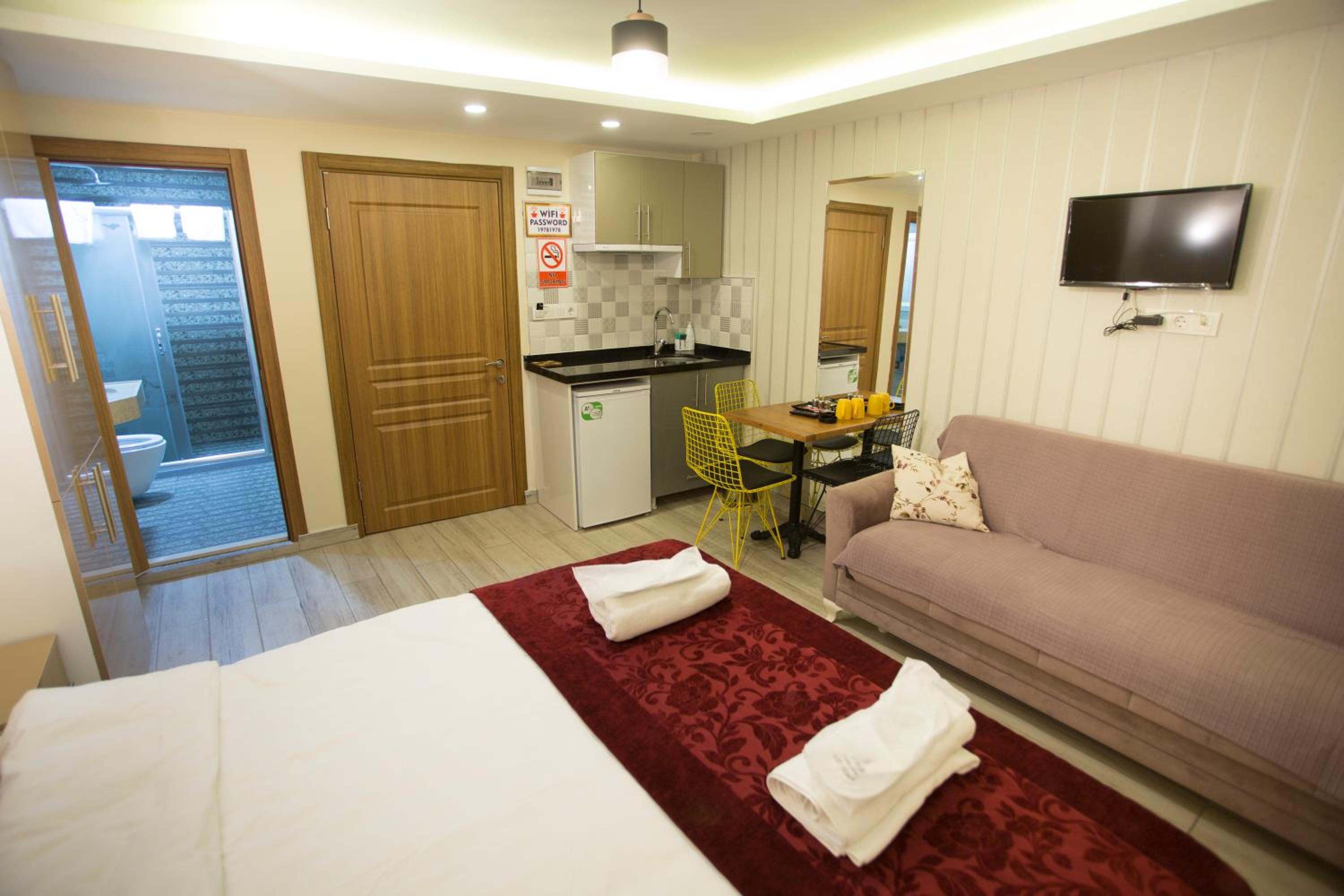 T-Square Residence - Image 42