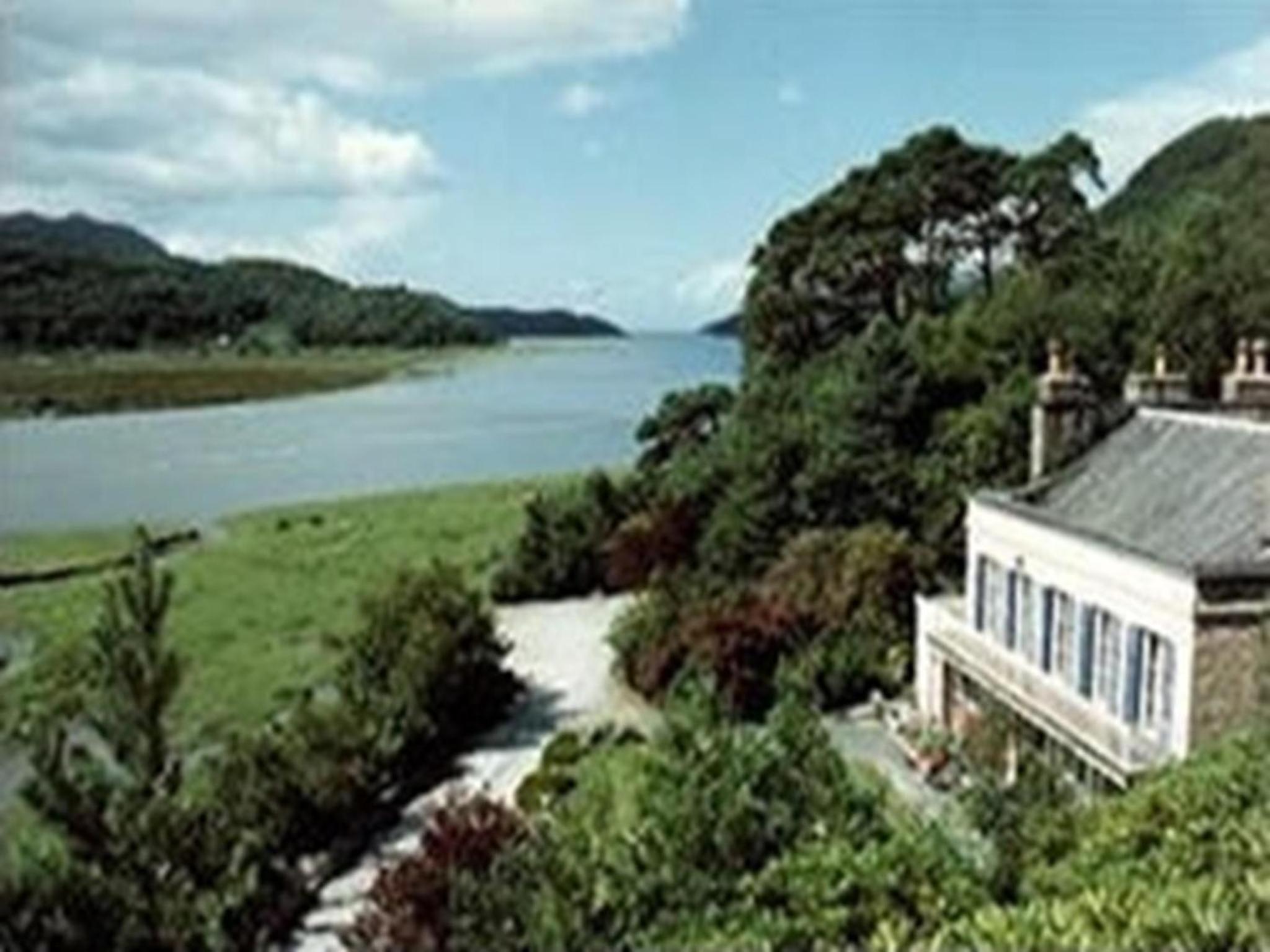 Borthwnog Hall view 4