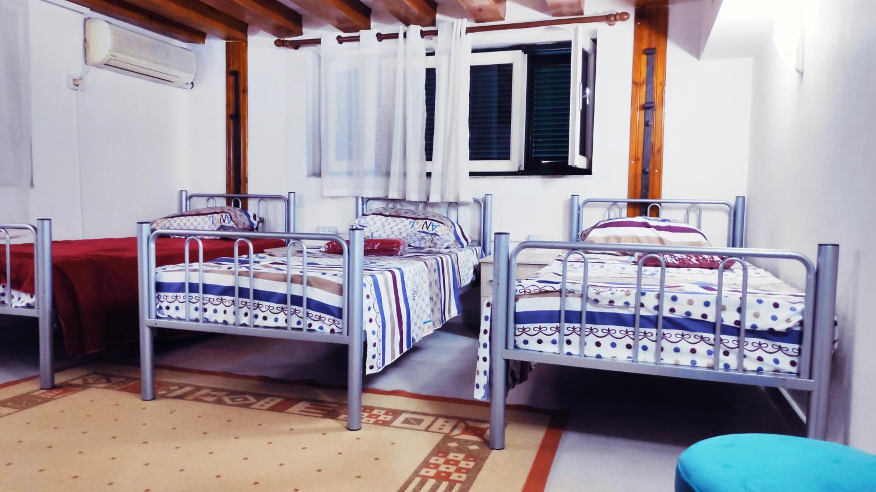 Tufina Hostel