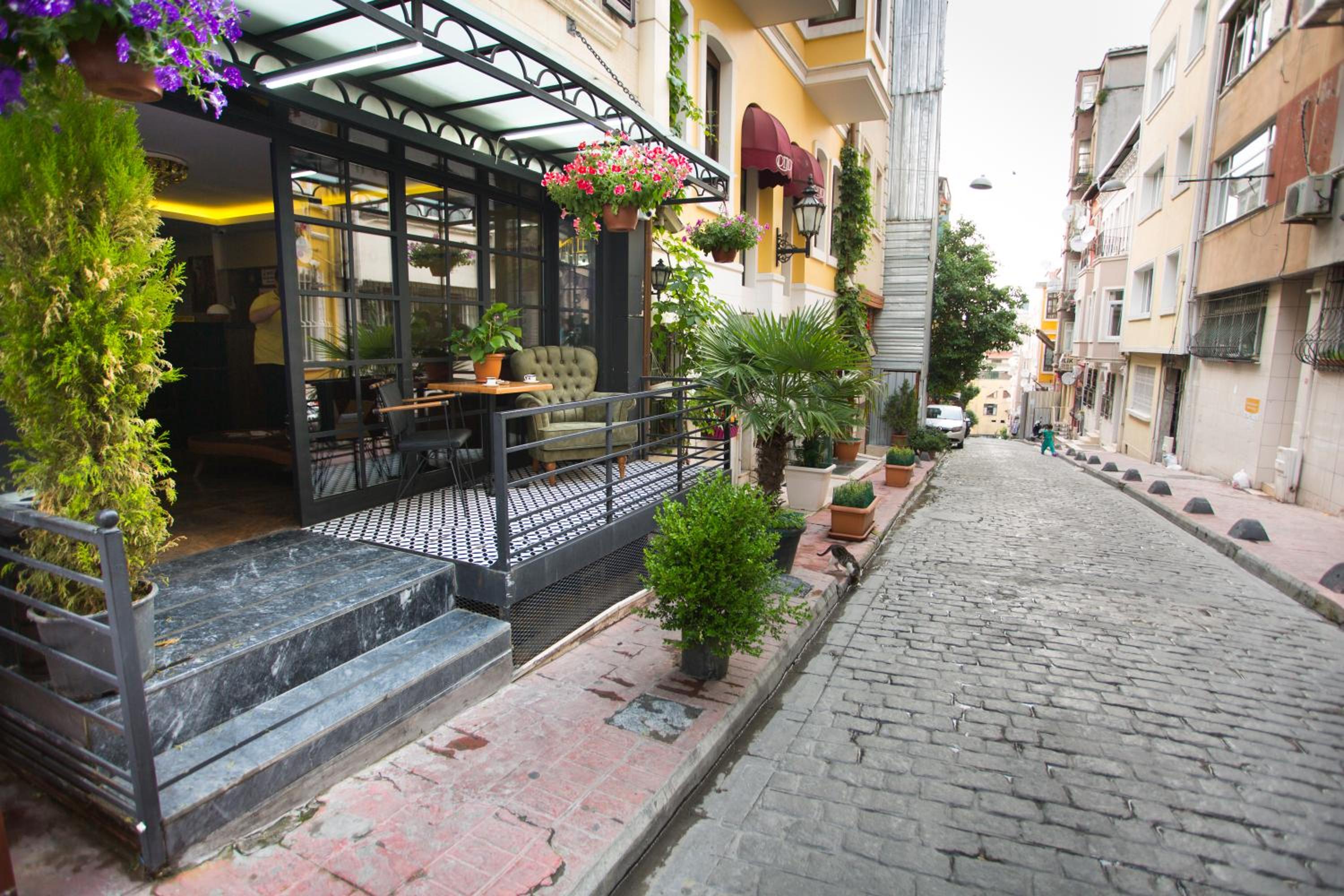 T-Square Residence - Image 36