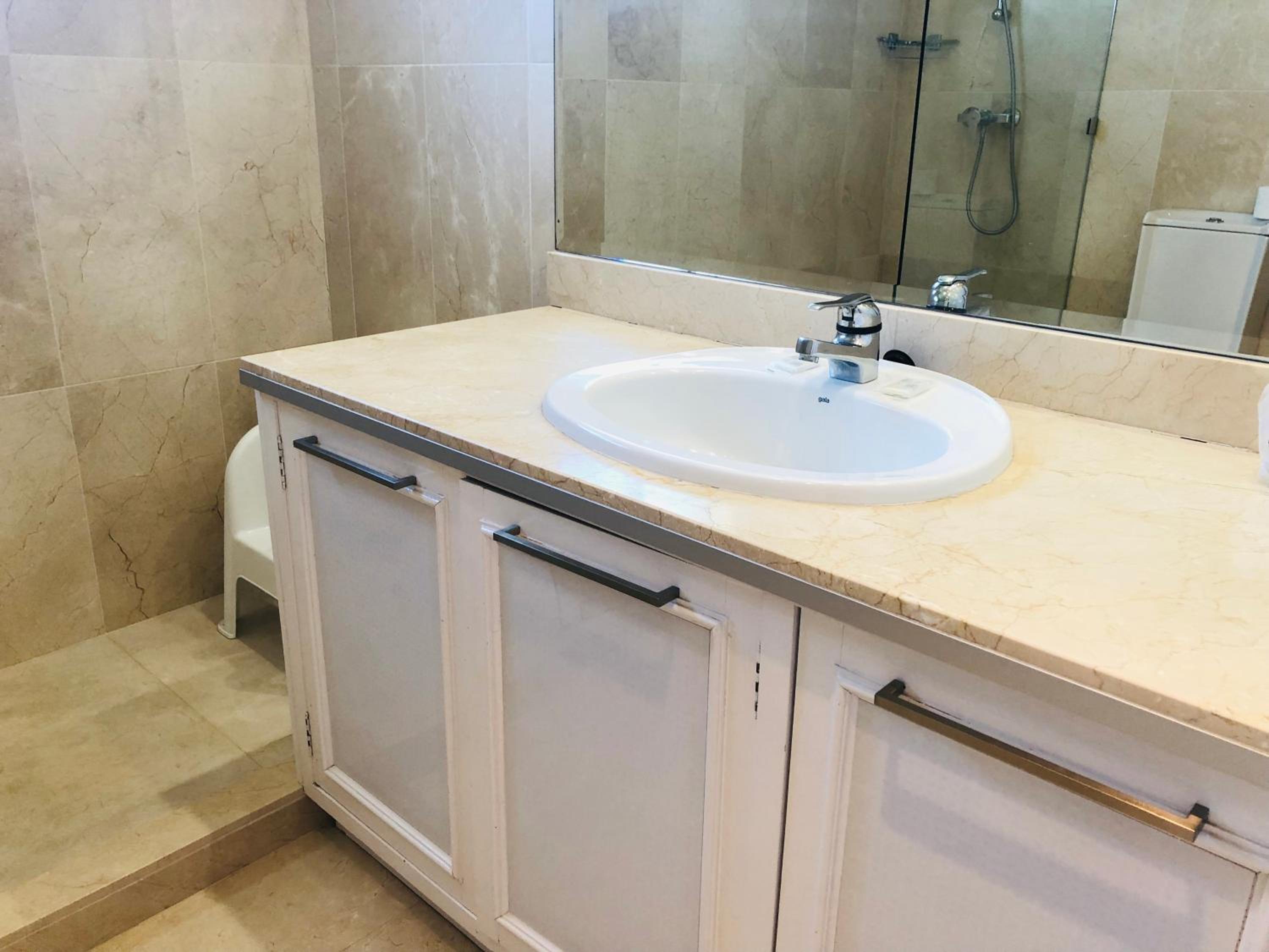 Marbella Vacations - Luxury Duplex in Aloha Gardens close to Puerto Banus - Property Image 15