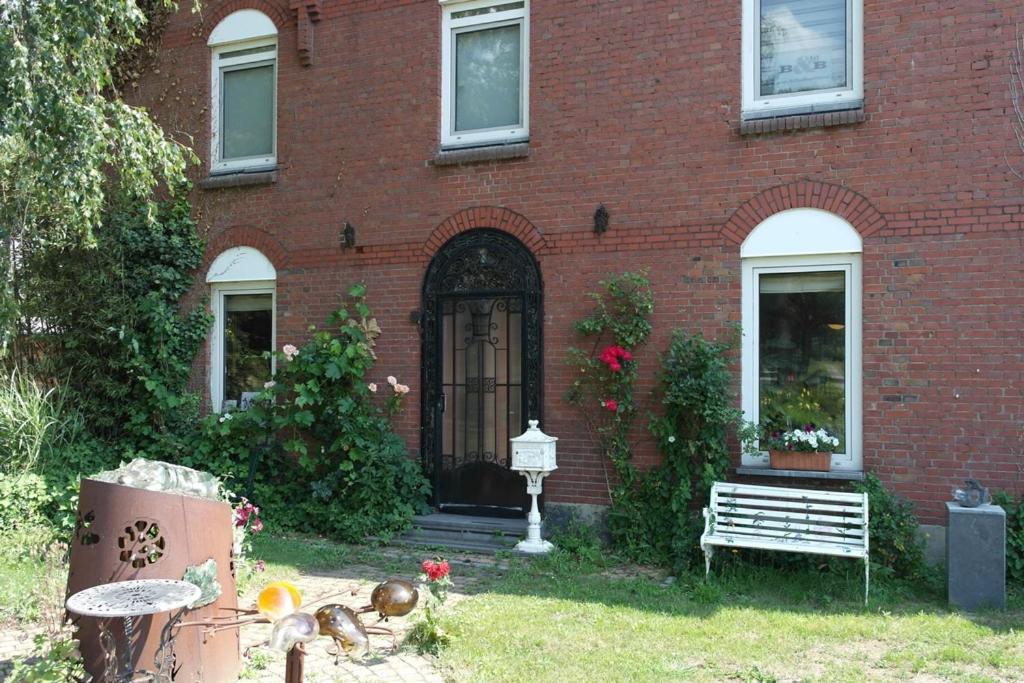 Photo 38