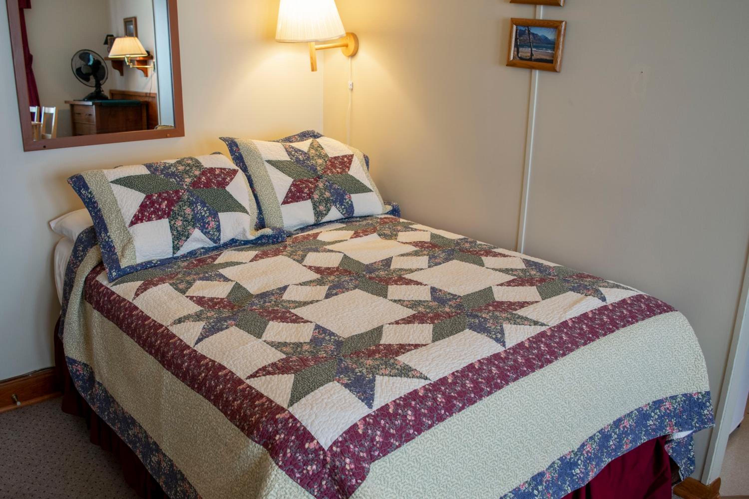 Crandell Mountain Lodge