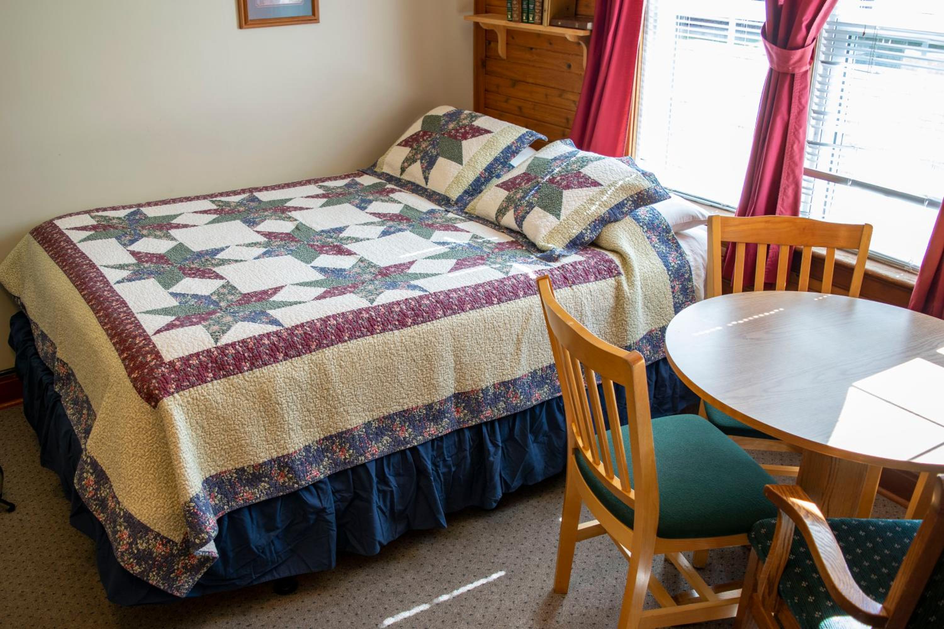 Crandell Mountain Lodge