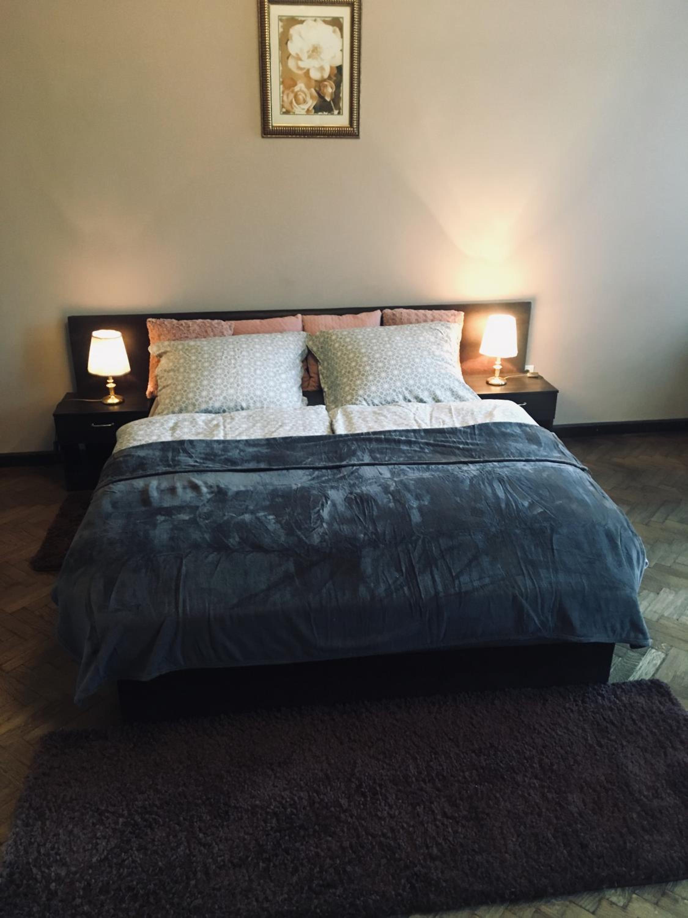 Basilica Apartment view 5