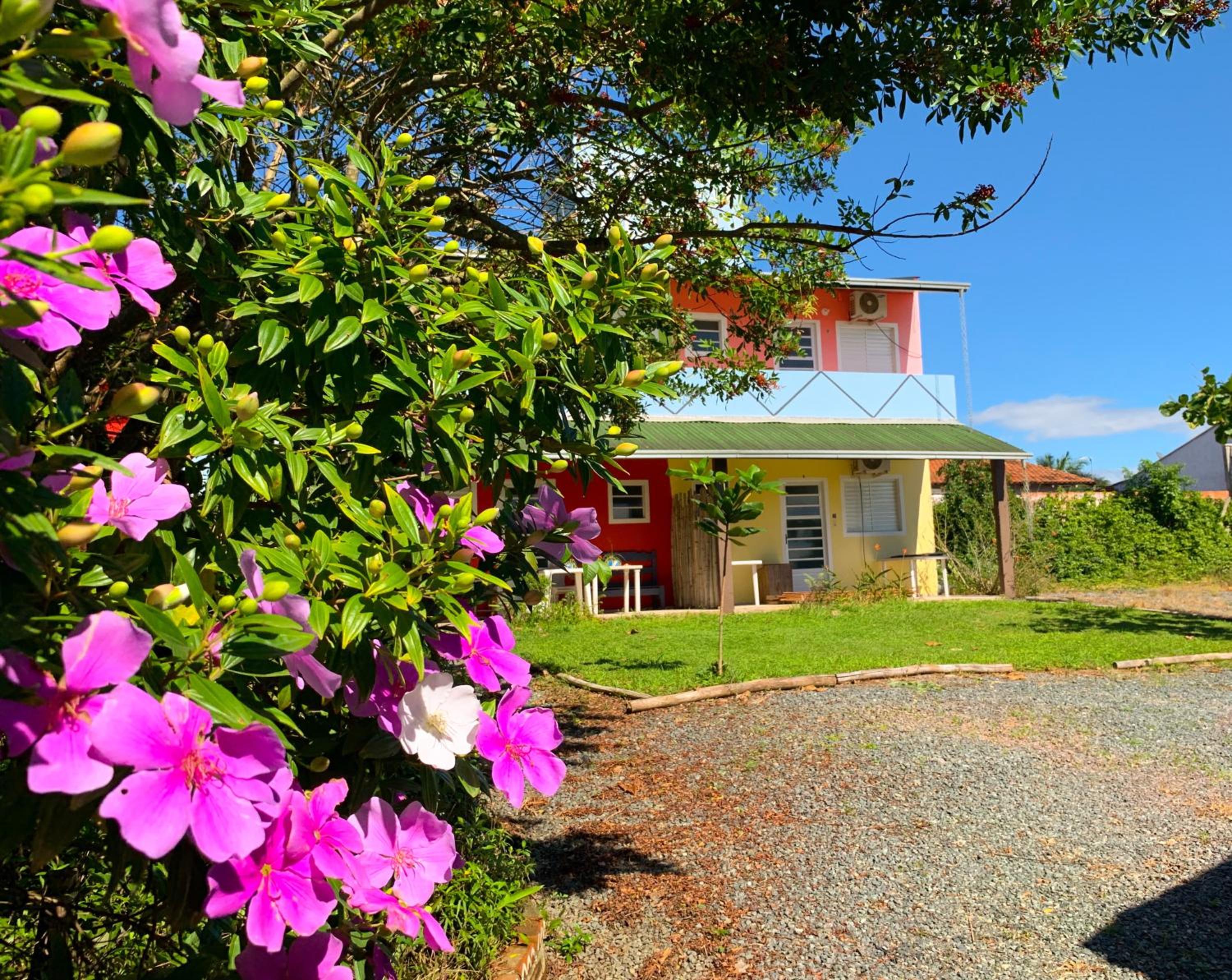 AymuraY Hostel e Pousada