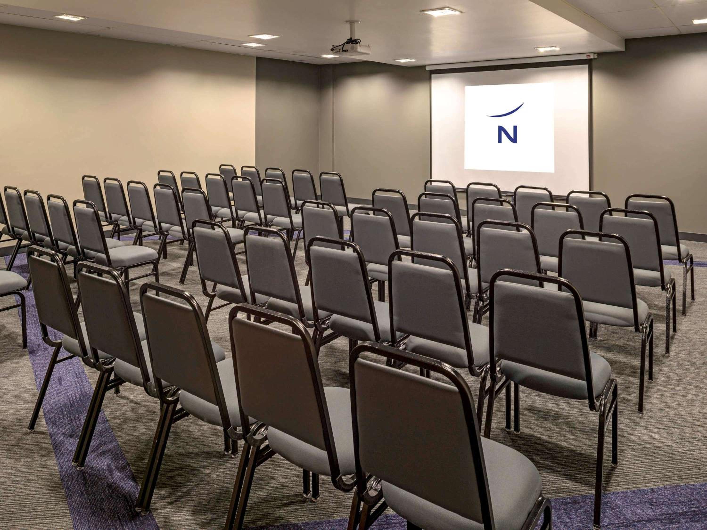 Hotel Novotel Curitiba Batel - Image 1