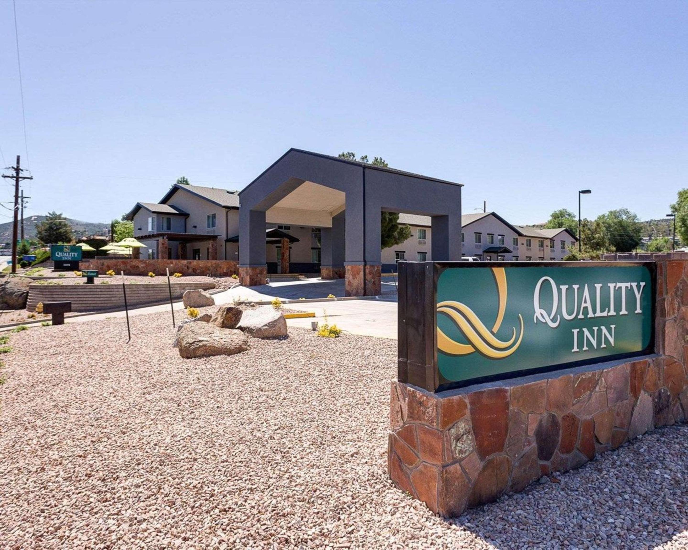 Prescott Valley Vacations - Quality Inn Prescott - Property Image 1