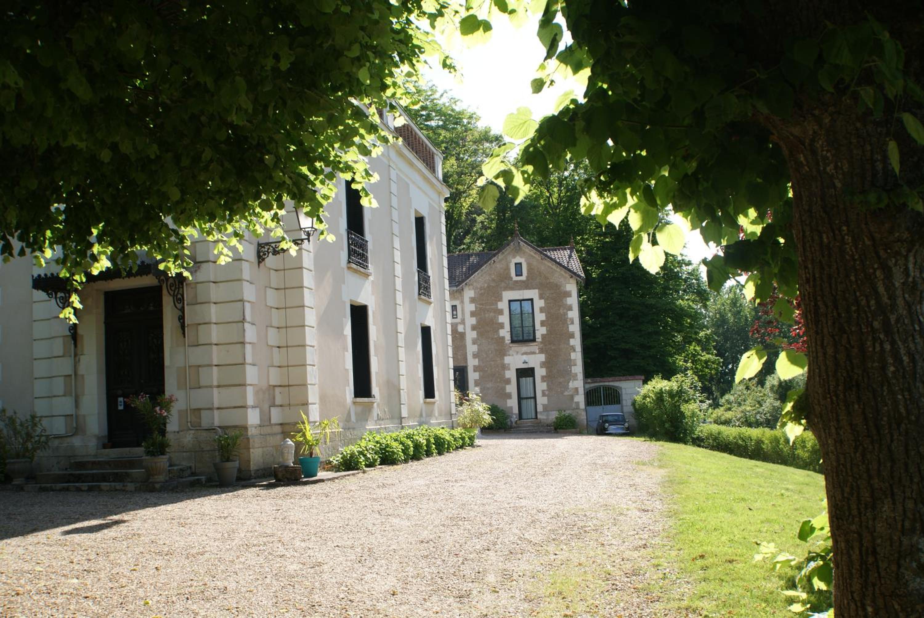 Le Chateau de la Barre view 2