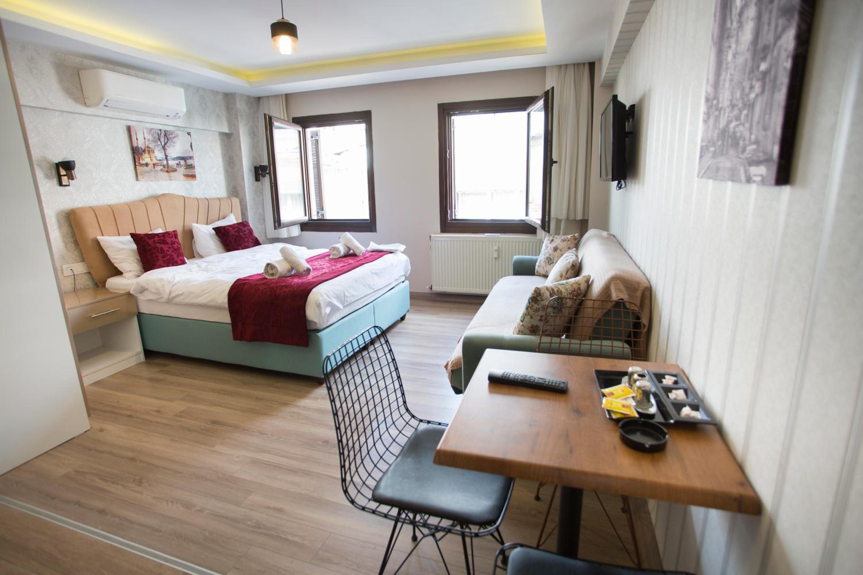 T-Square Residence - Image 28