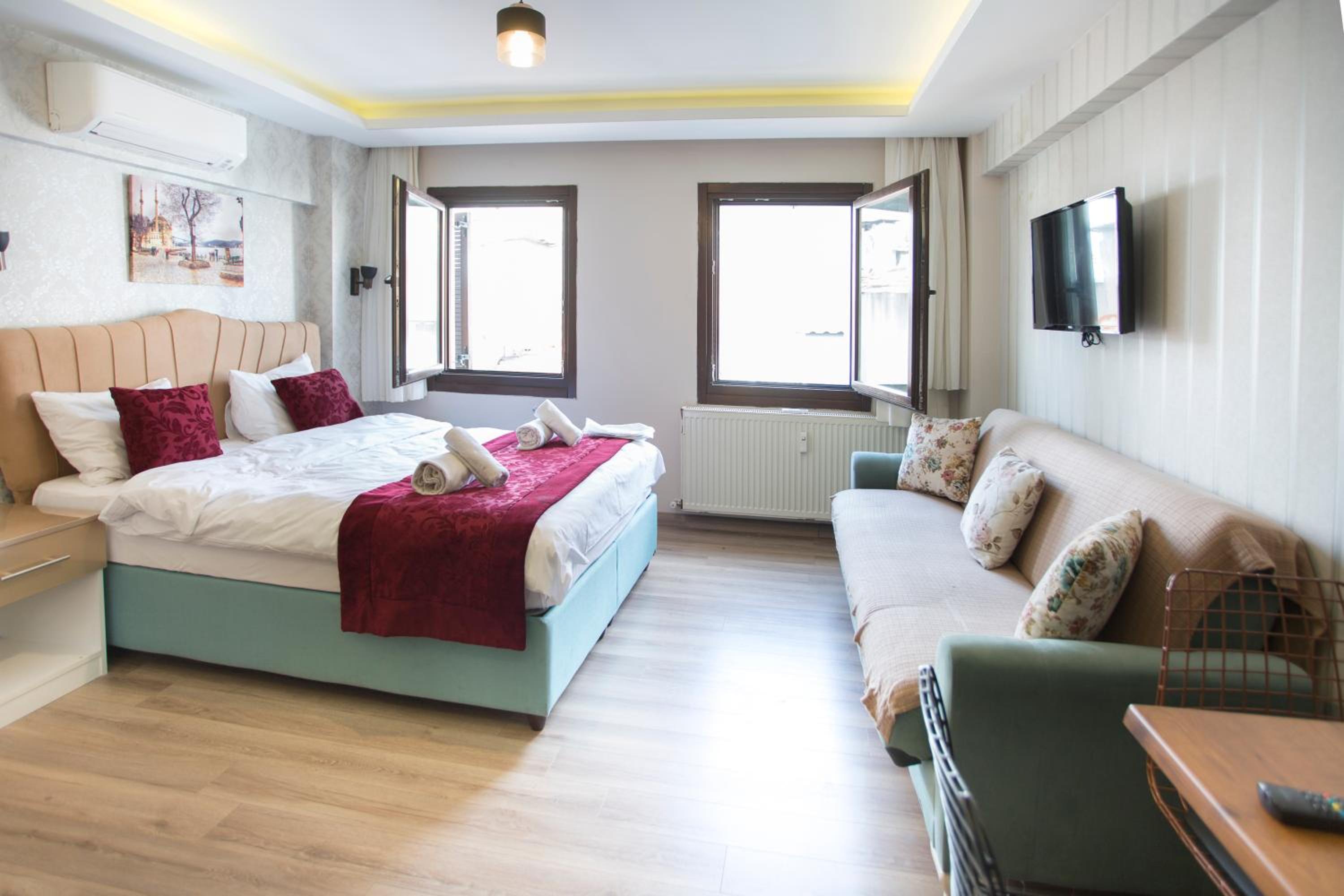 T-Square Residence - Image 29