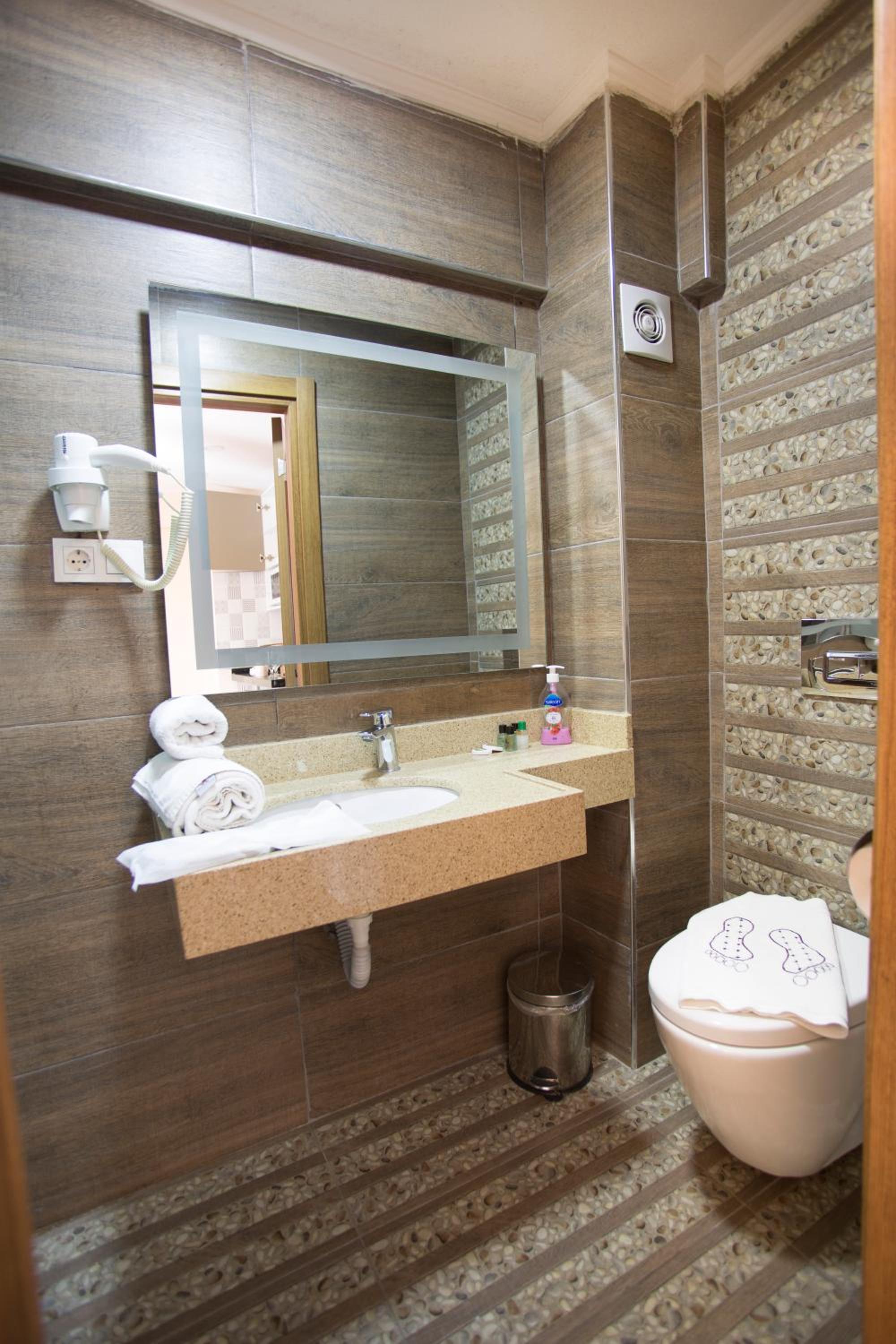 T-Square Residence - Image 31