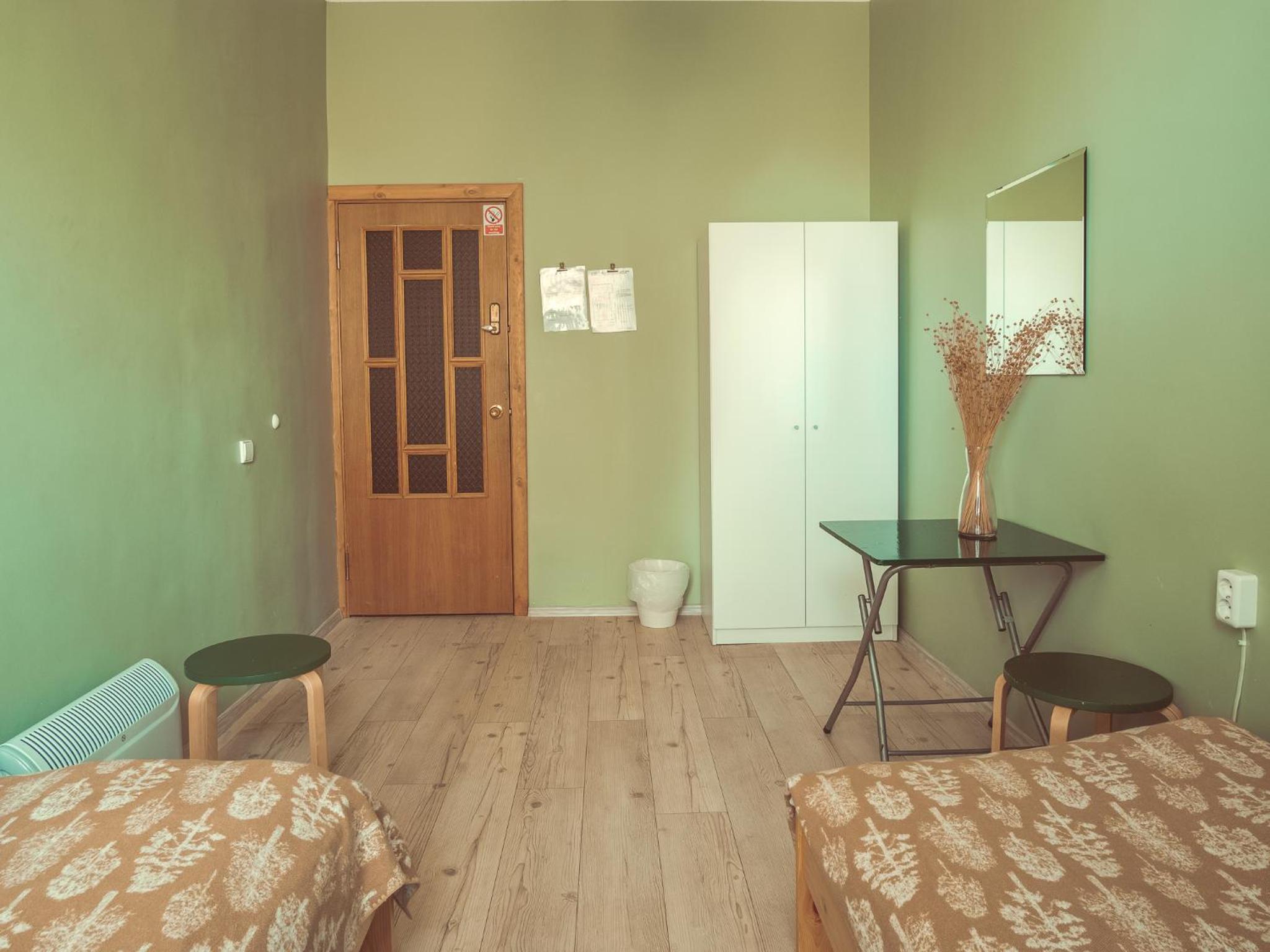 Downtown Forest Hostel & Camping
