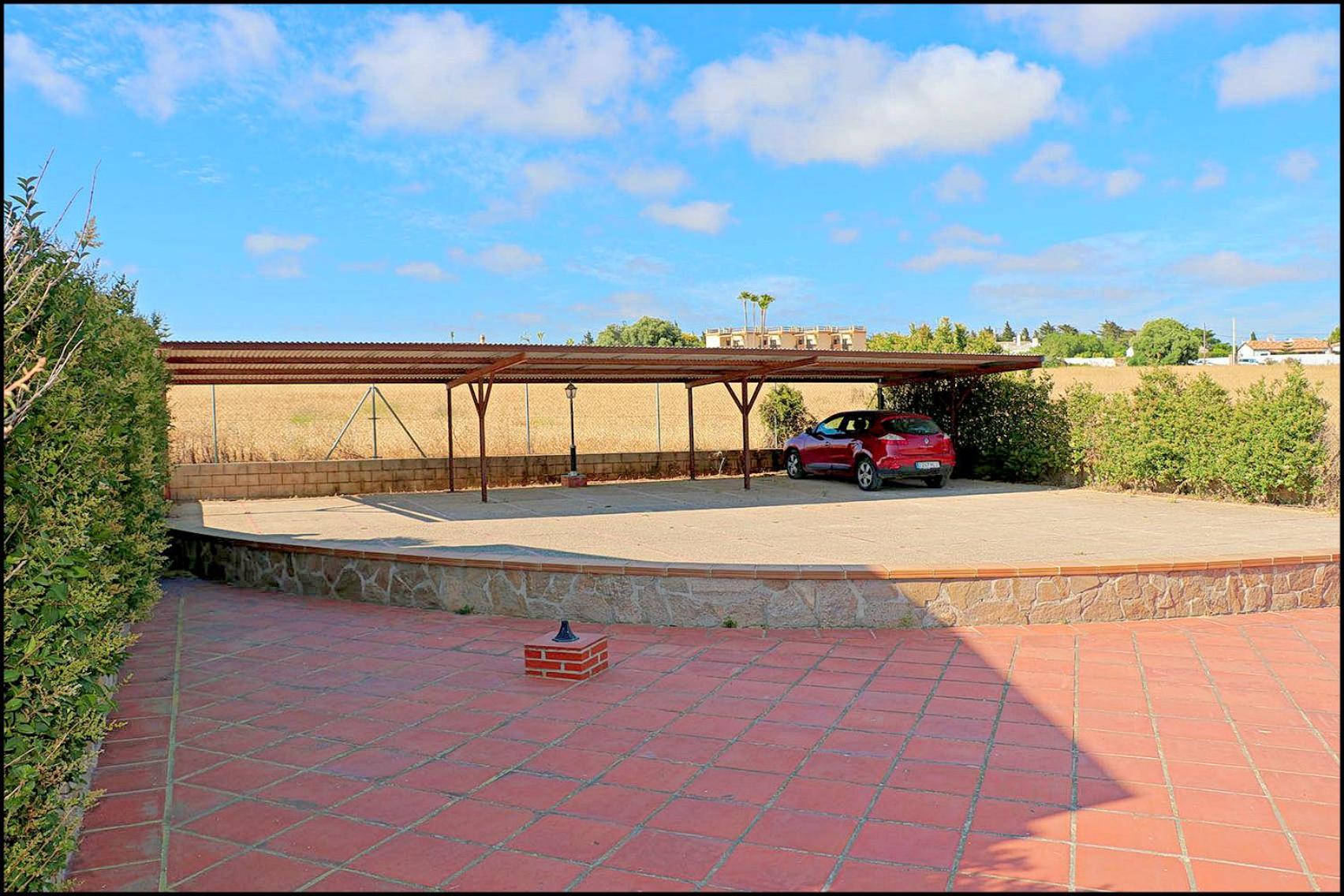Apartamento con piscina comunitaria view 4