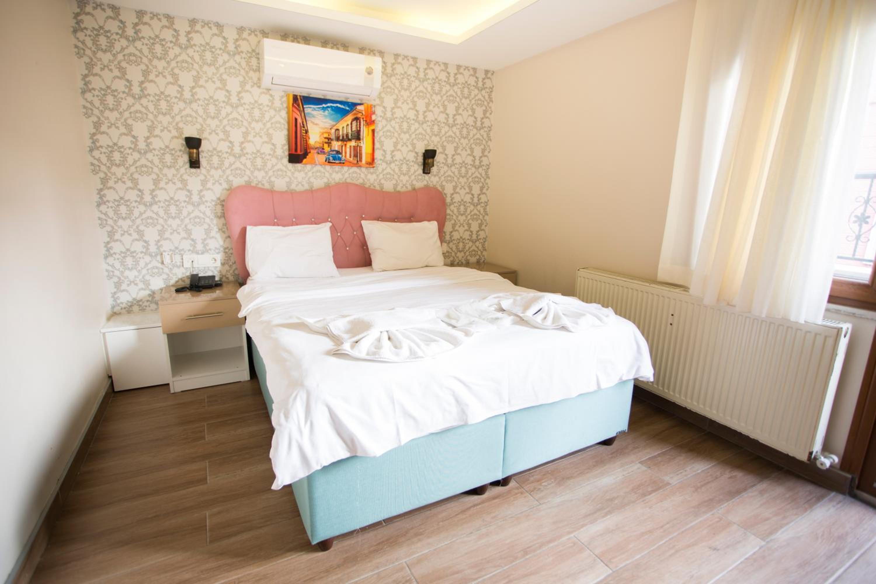 T-Square Residence - Image 21