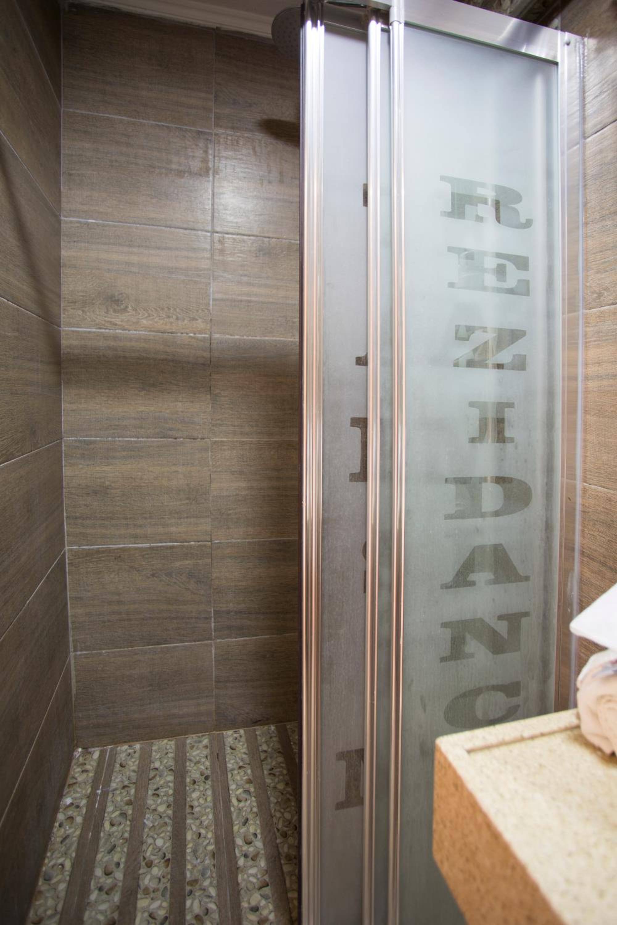 T-Square Residence - Image 16