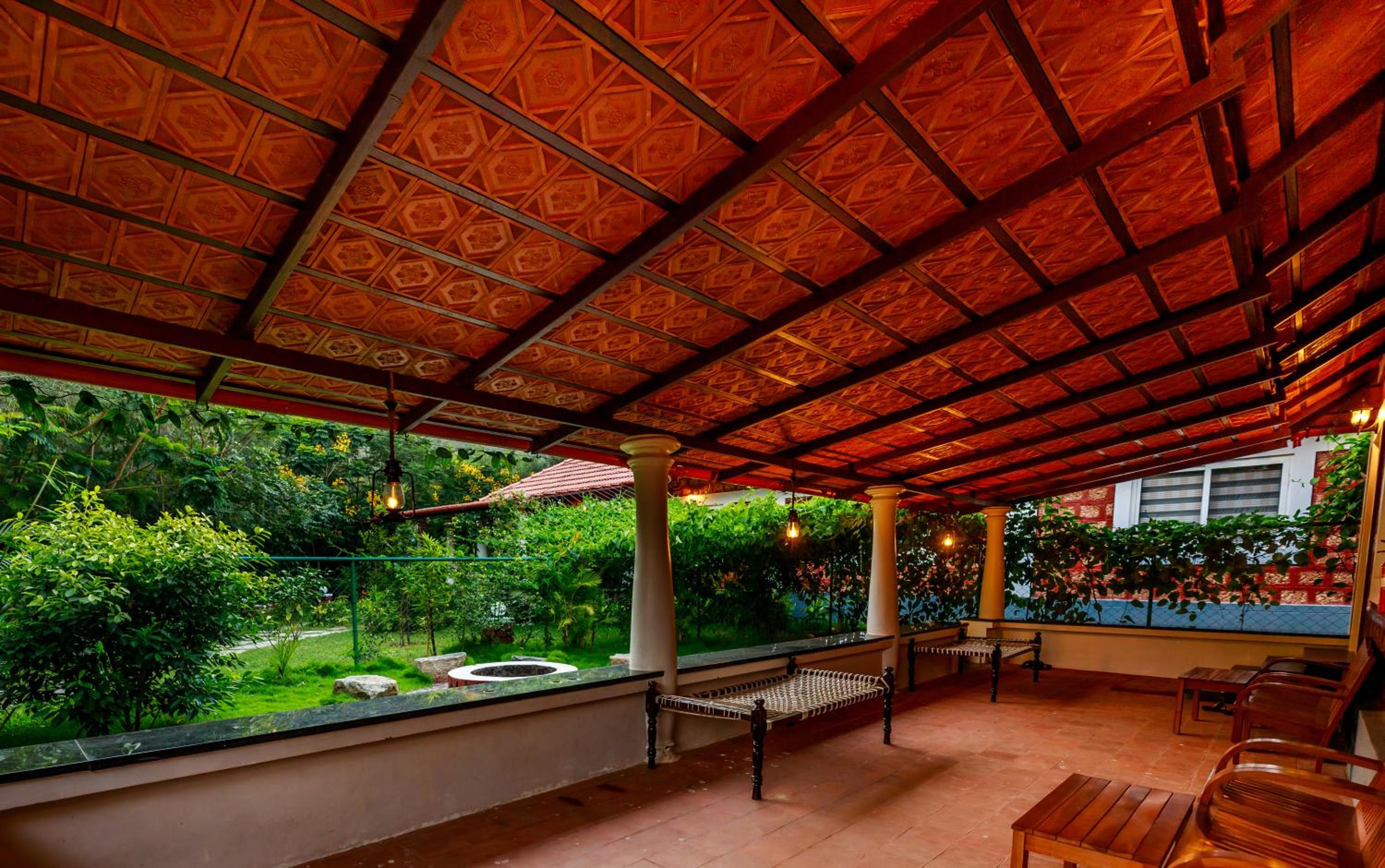 SR Jungle Resort