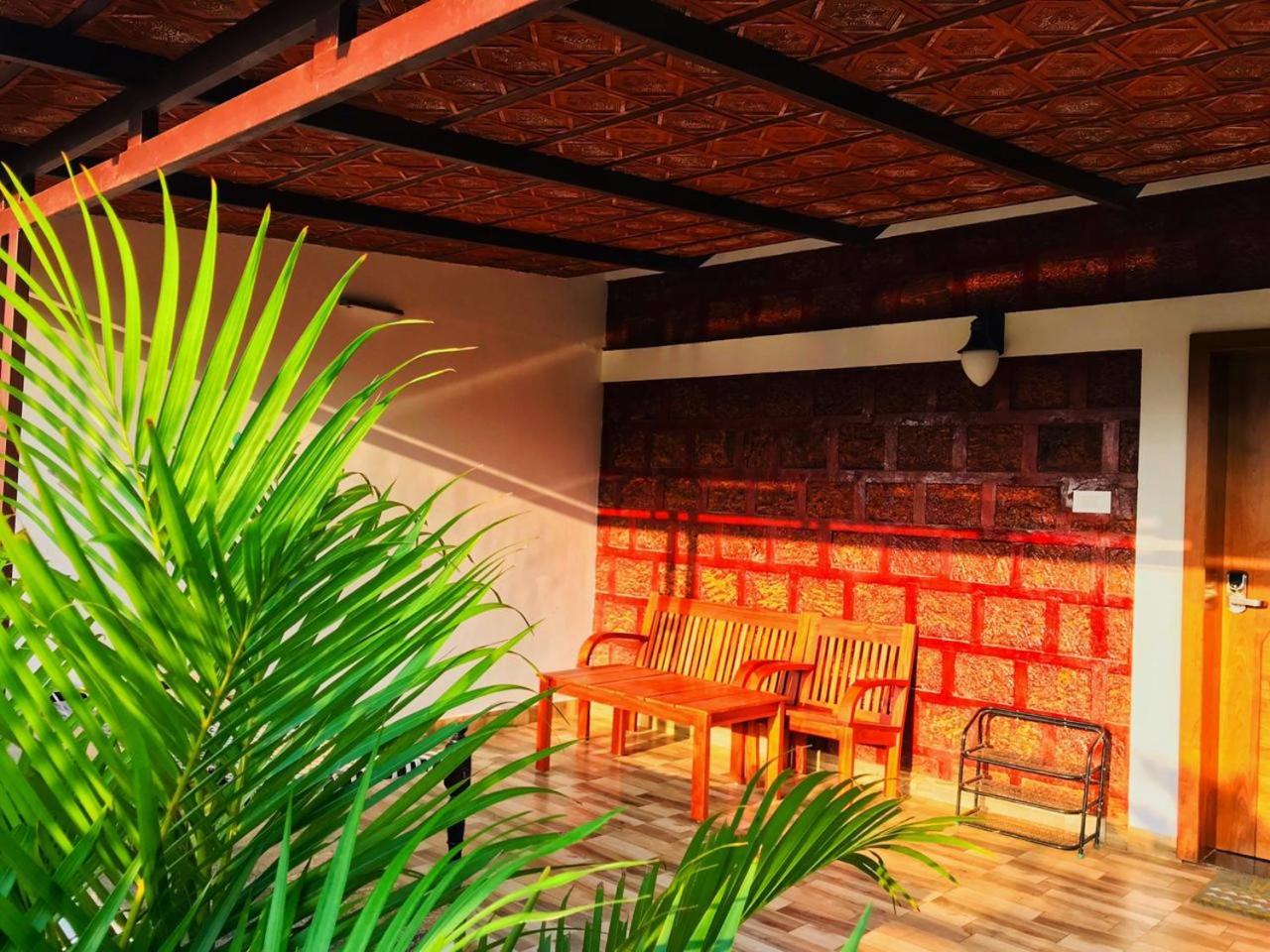 SR Jungle Resort