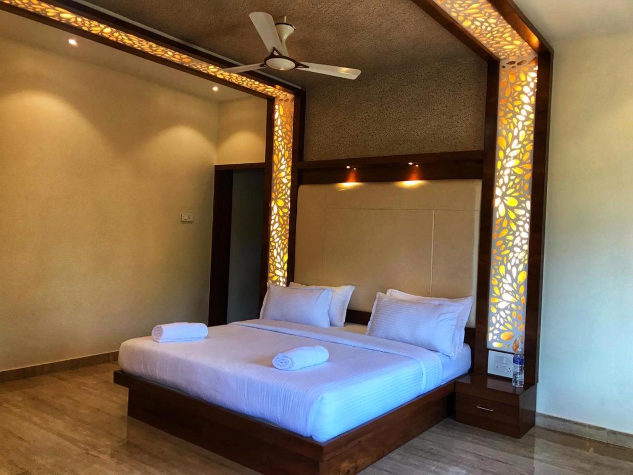 SR Jungle Resort