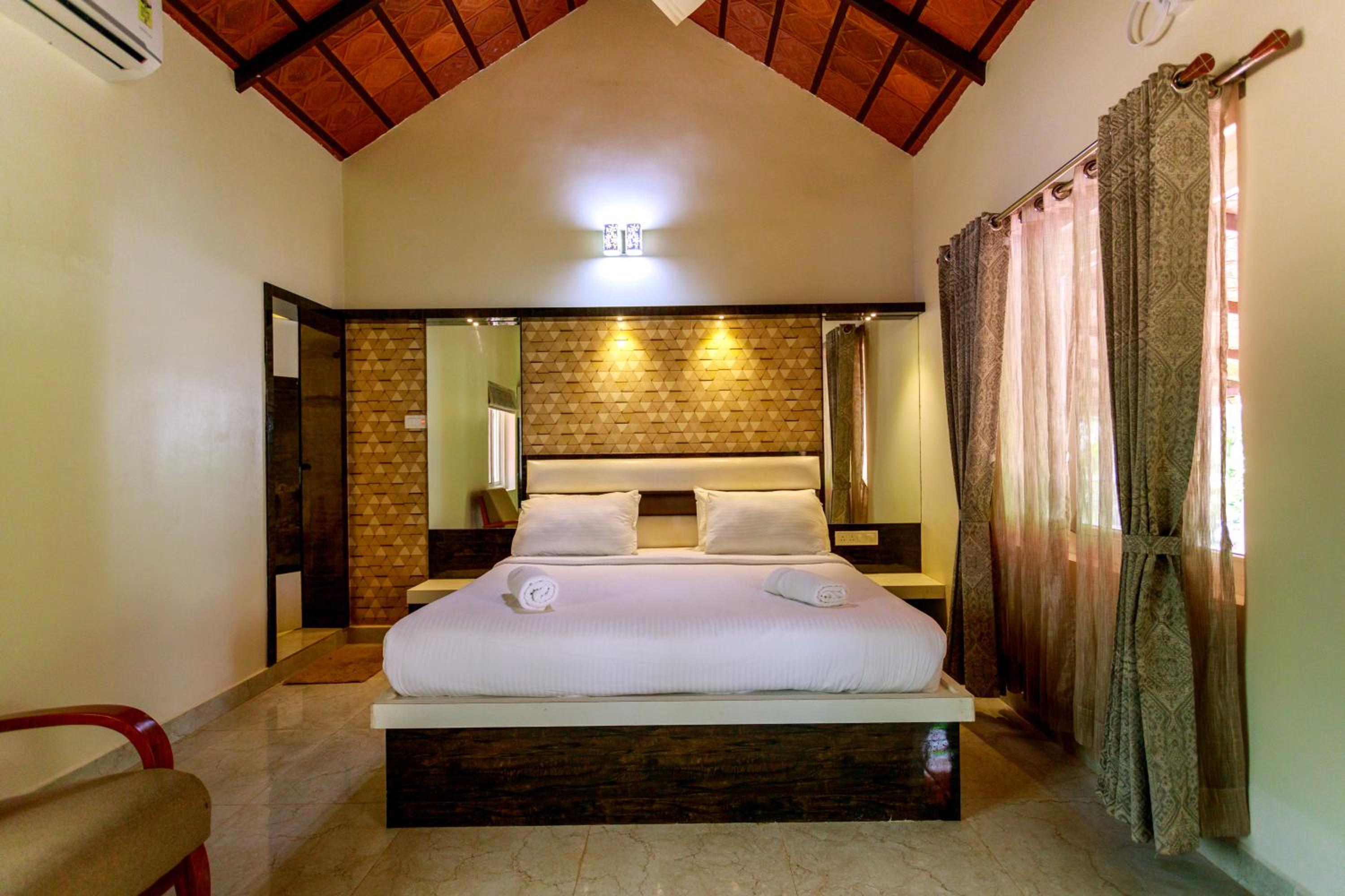 SR Jungle Resort